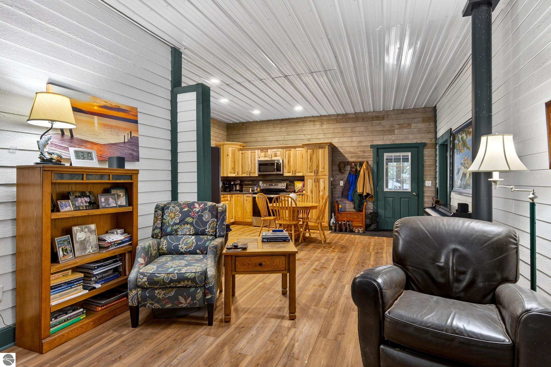 11775 Country Acres Drive