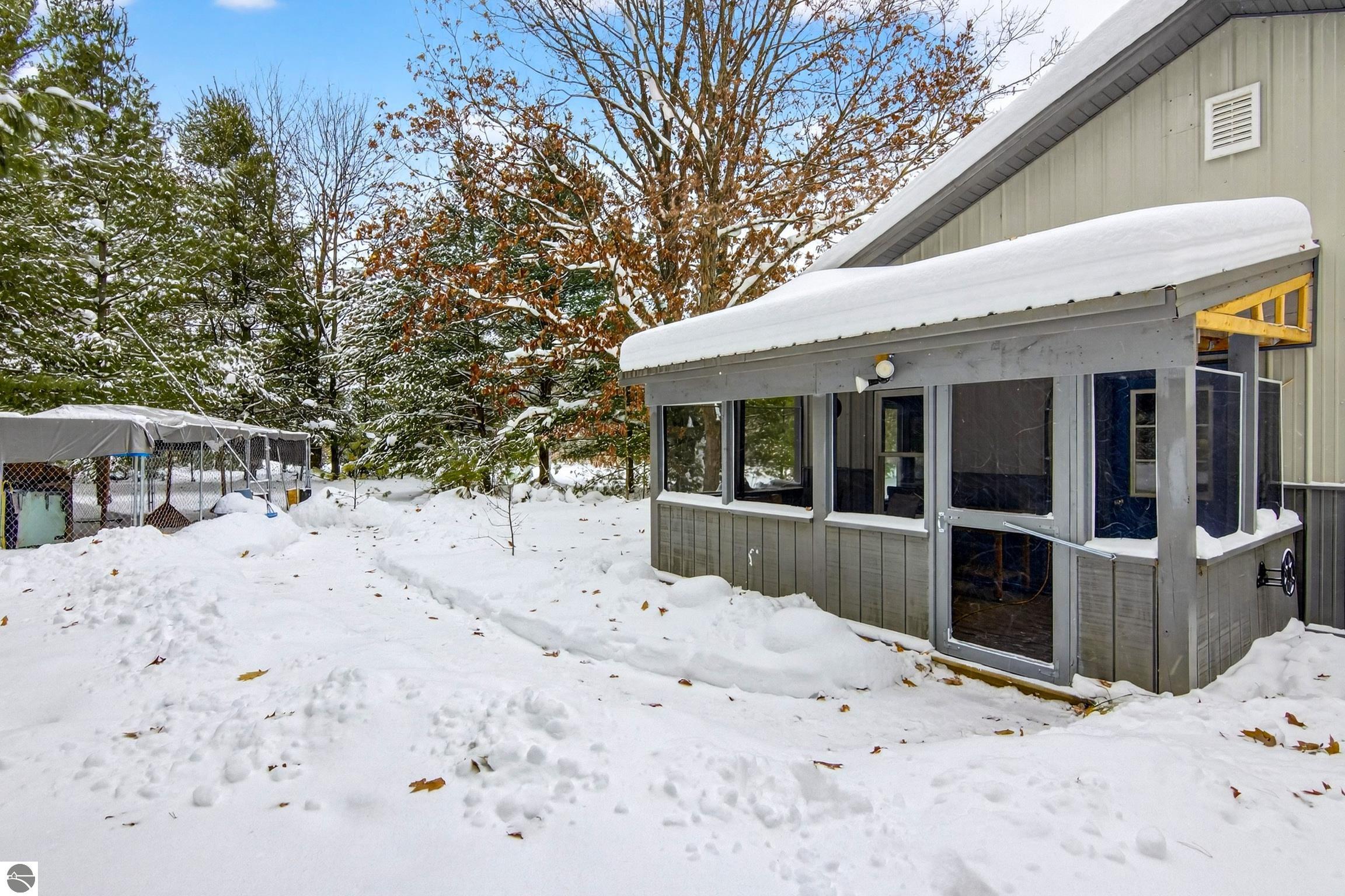 11775 Country Acres Drive