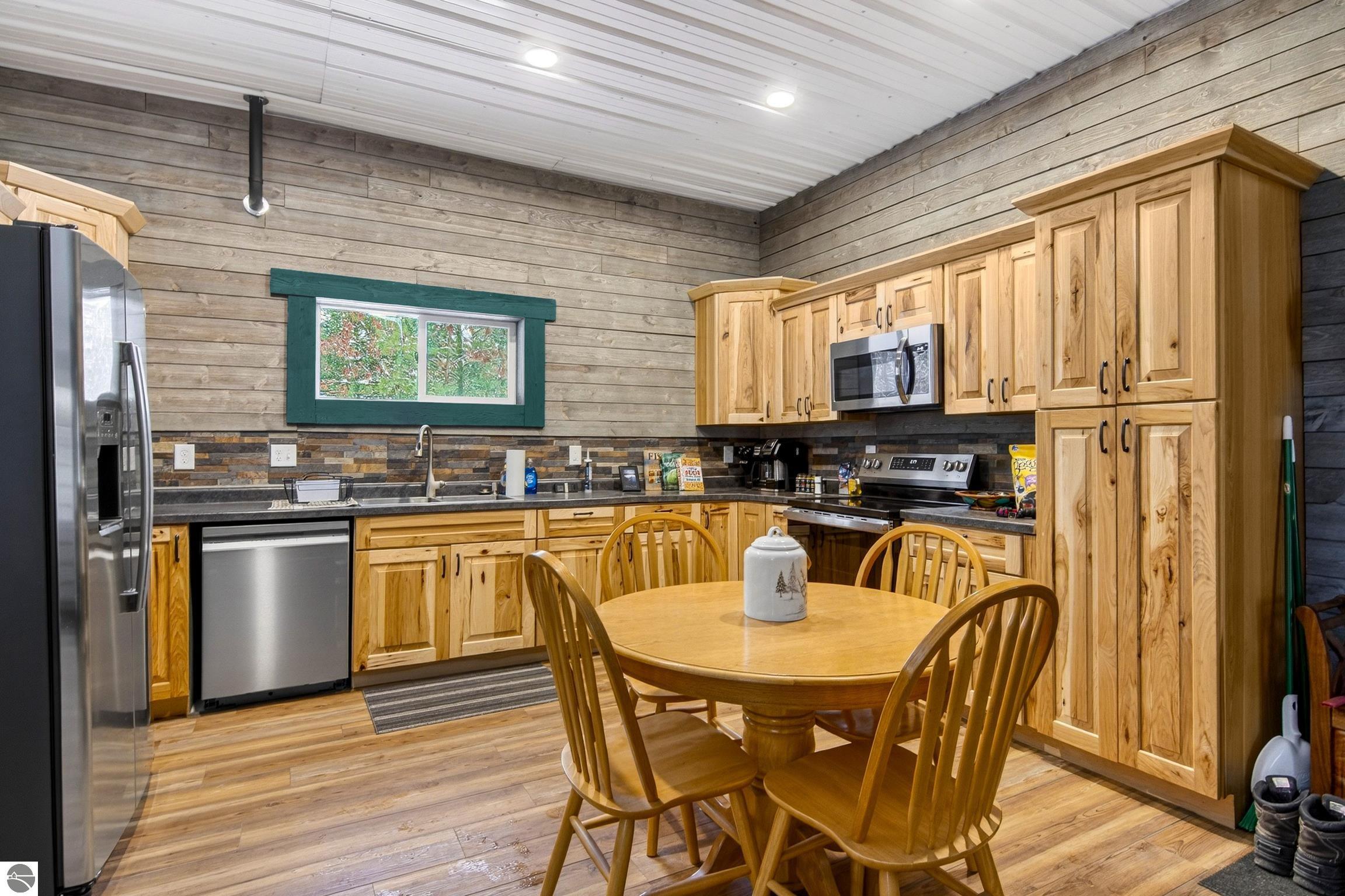 11775 Country Acres Drive