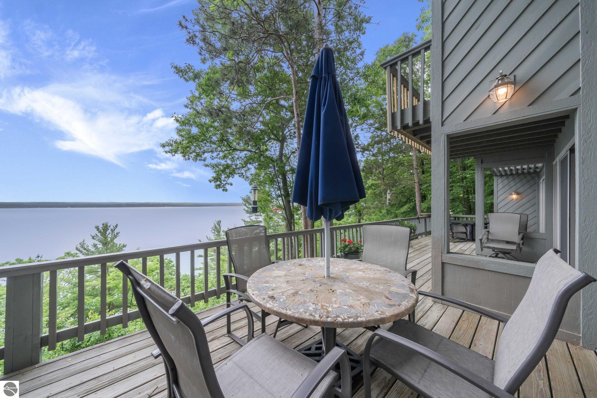 3058 Ishpeming Trail