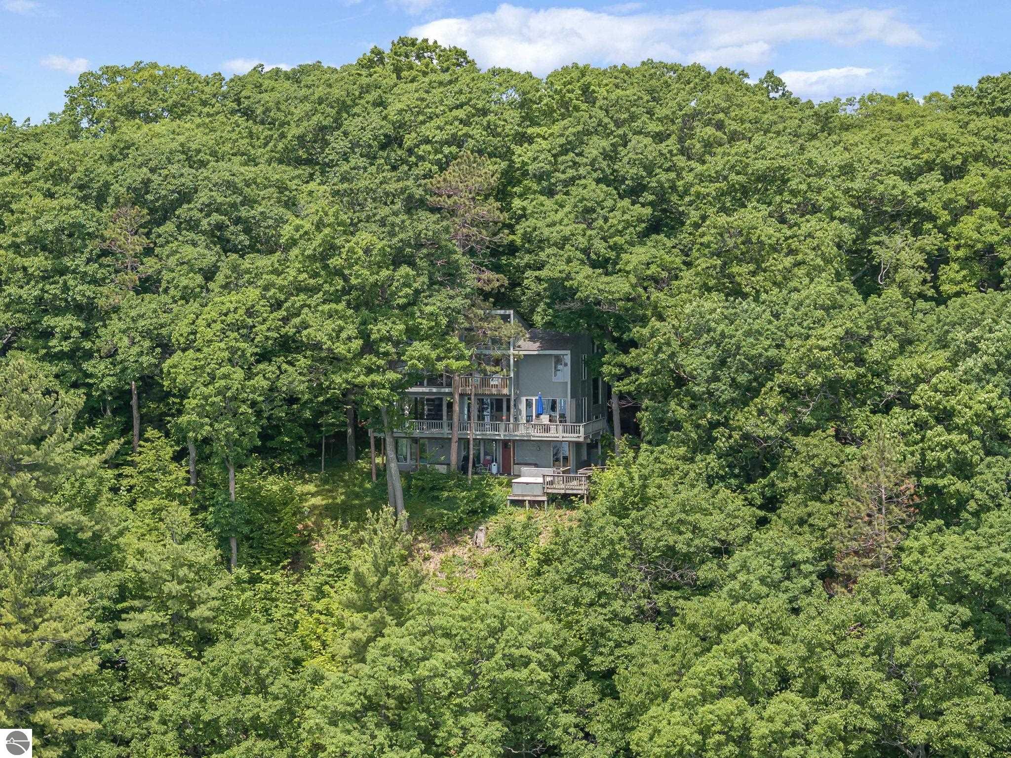 3058 Ishpeming Trail