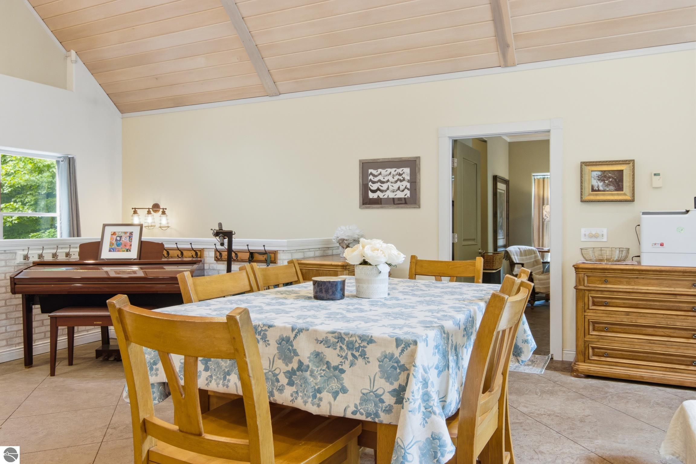 11770 S Mistys Trail