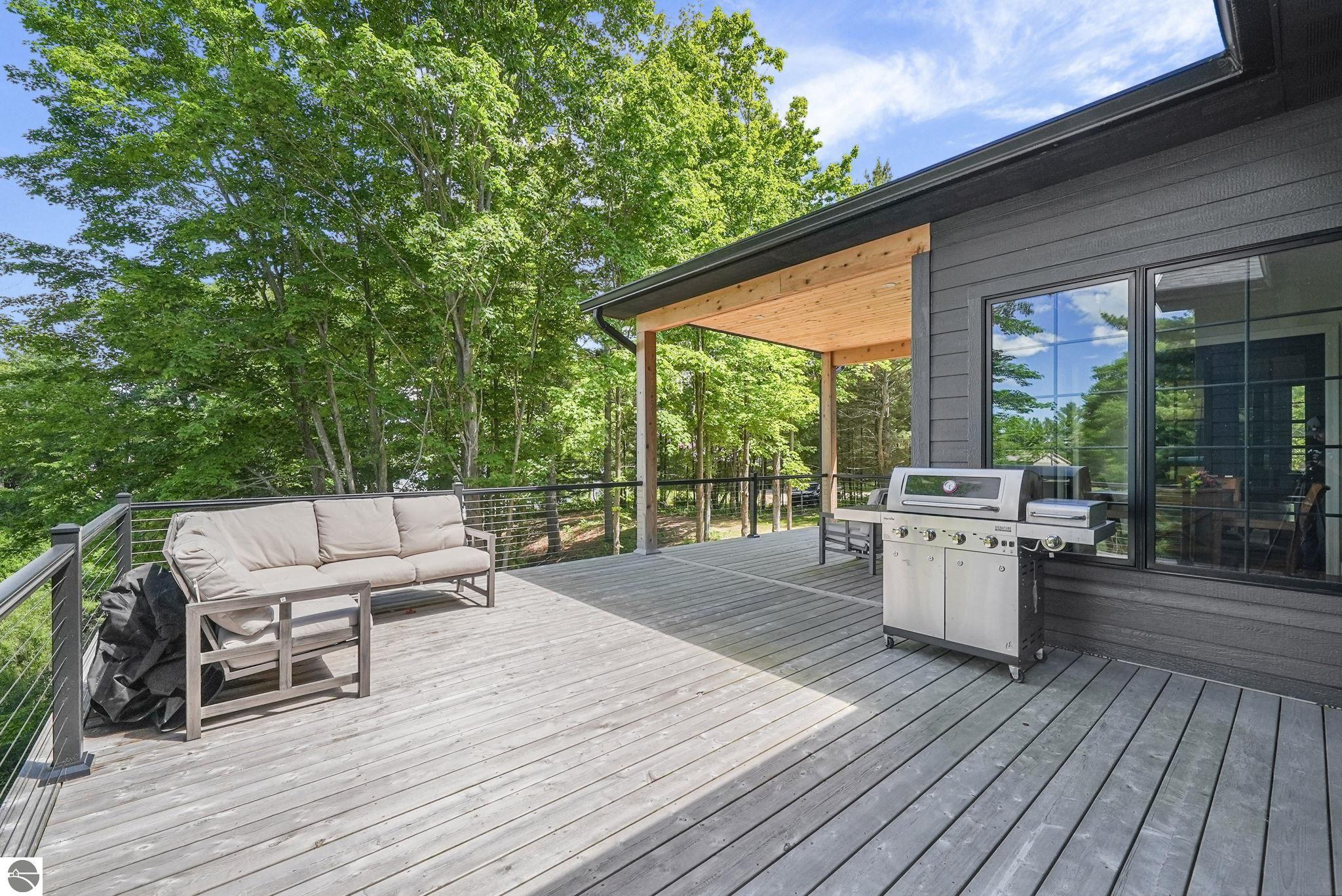 677 Blueberry Ridge