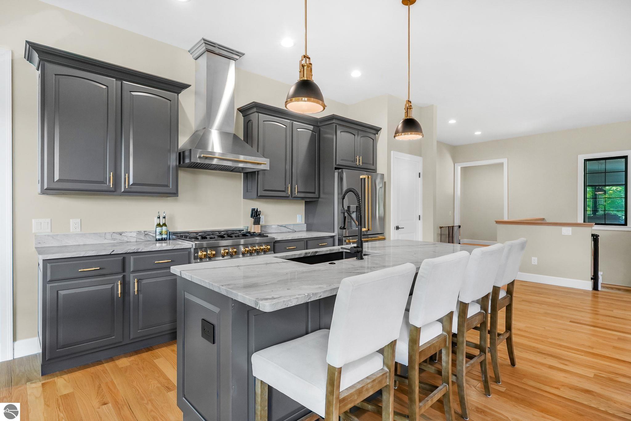 677 Blueberry Ridge