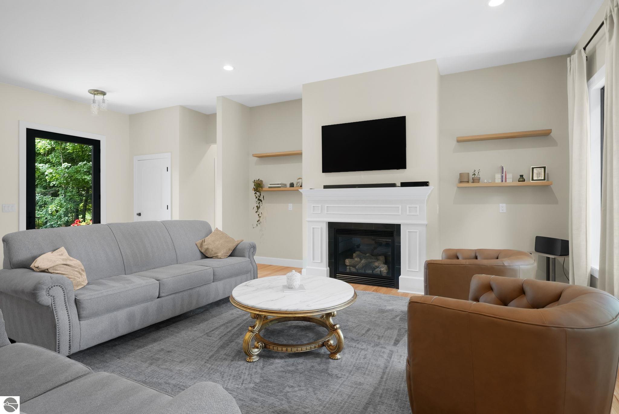 677 Blueberry Ridge