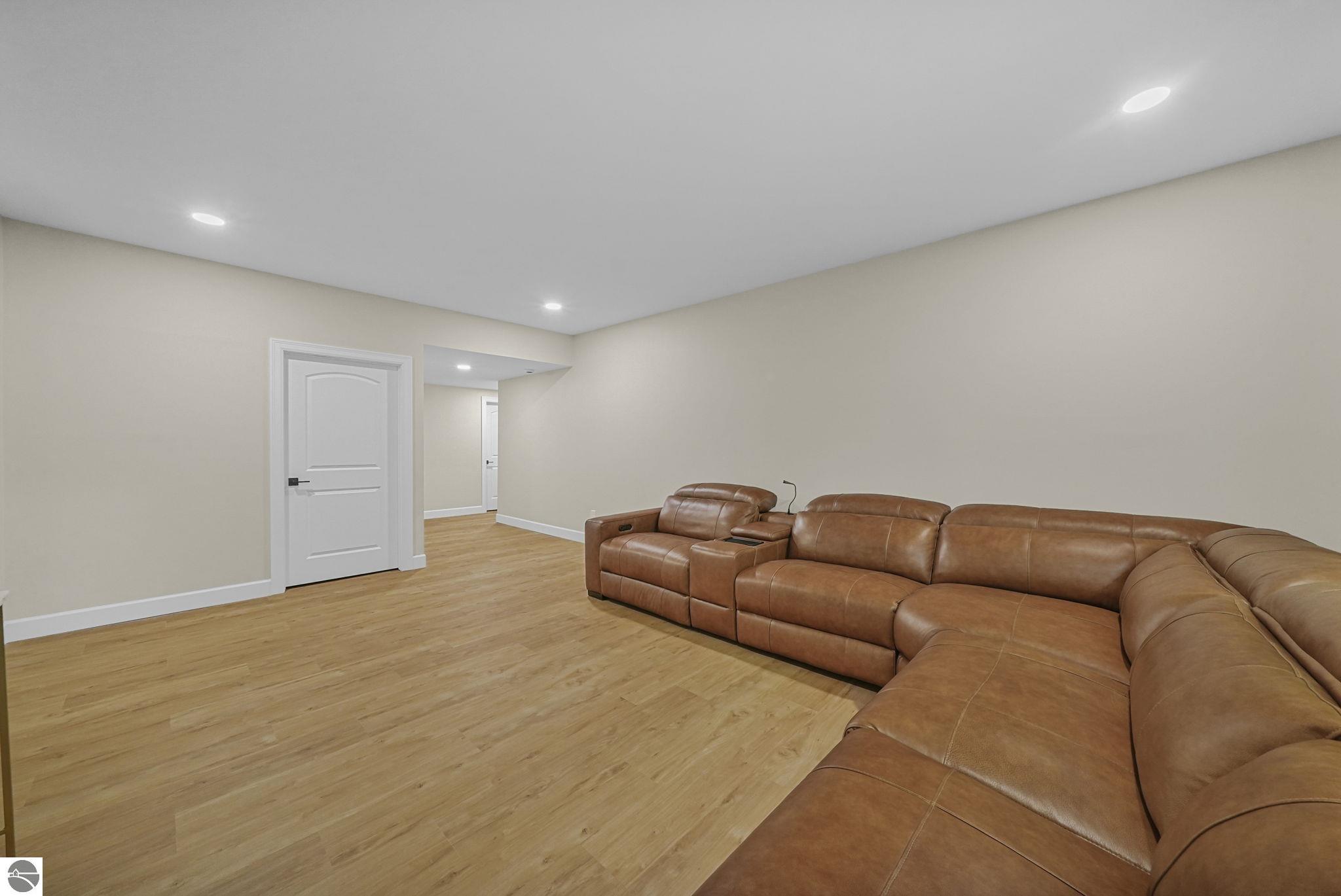 677 Blueberry Ridge