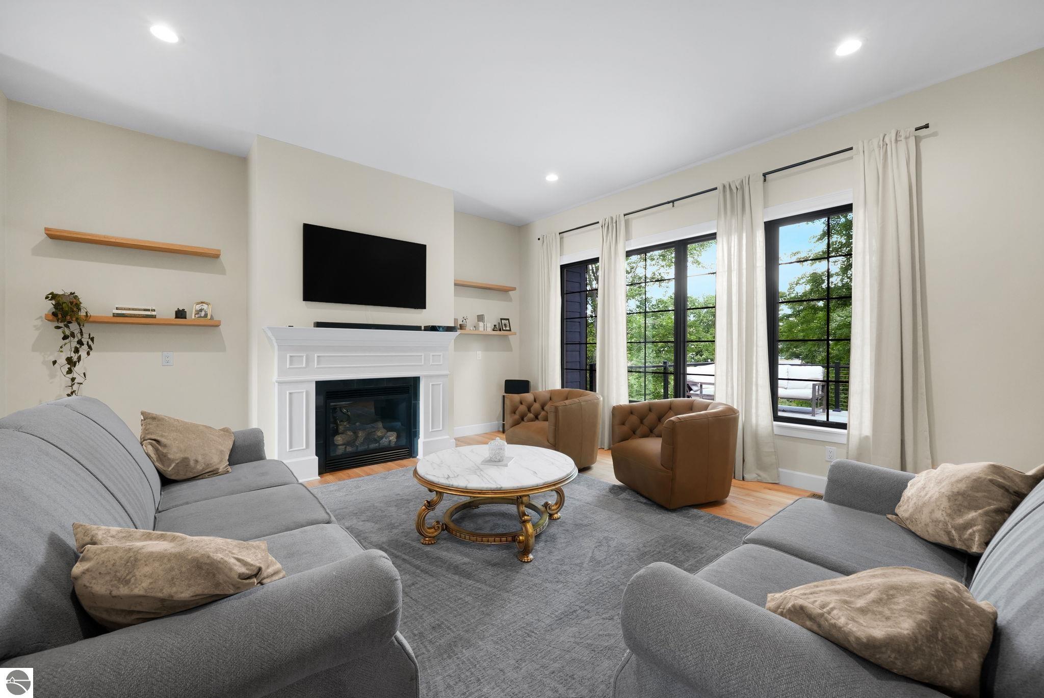 677 Blueberry Ridge