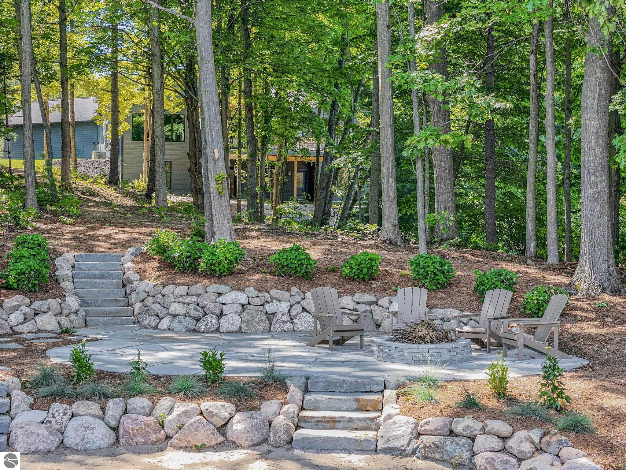 677 Blueberry Ridge