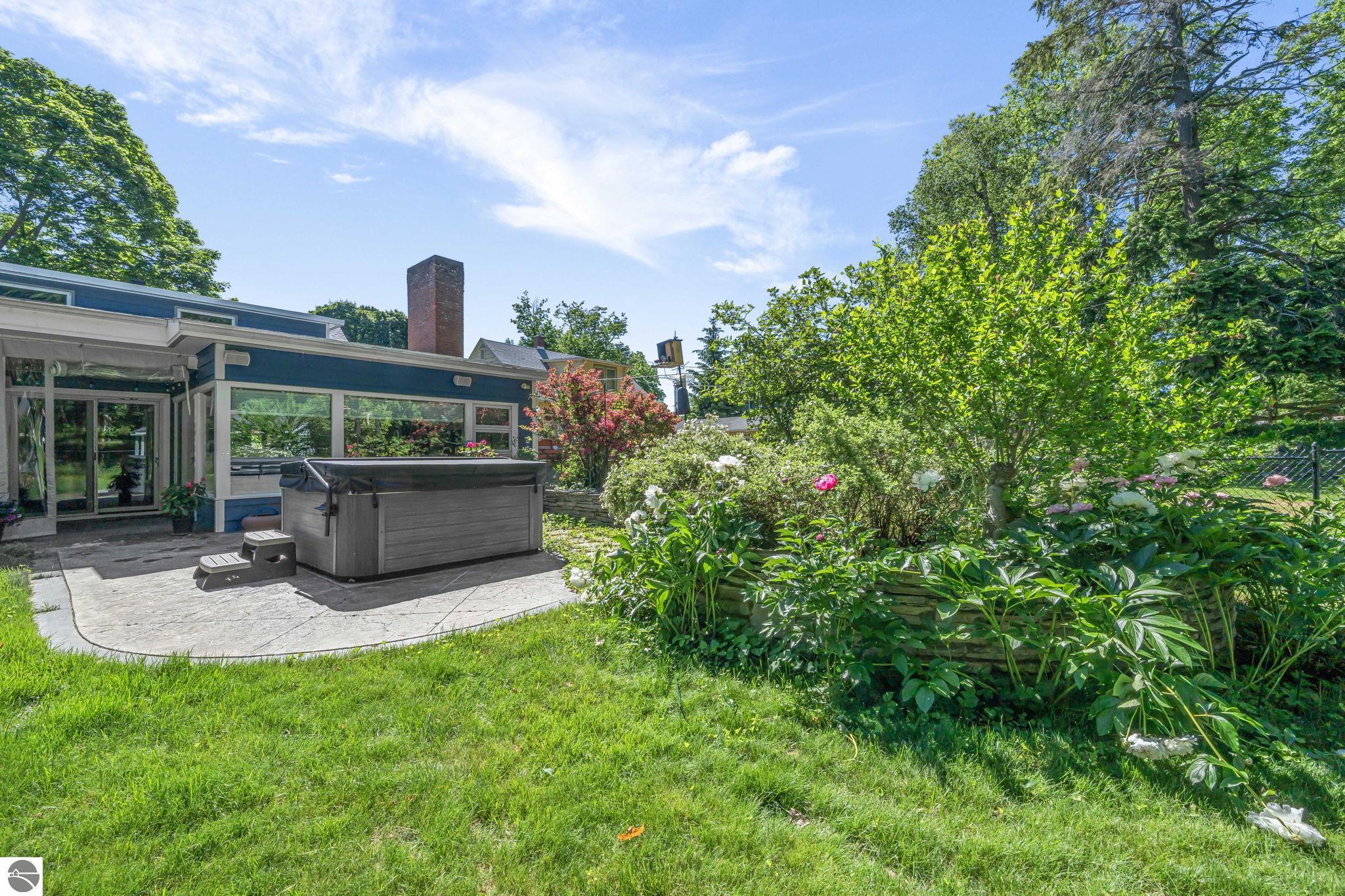 529 Monroe Street