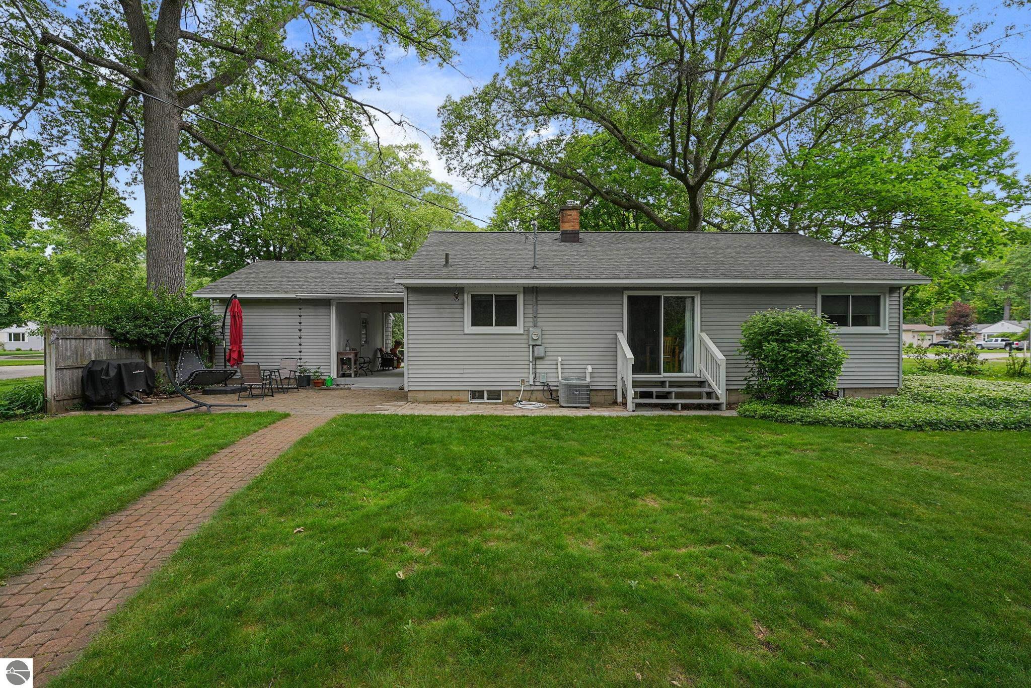 611 Woodland Drive