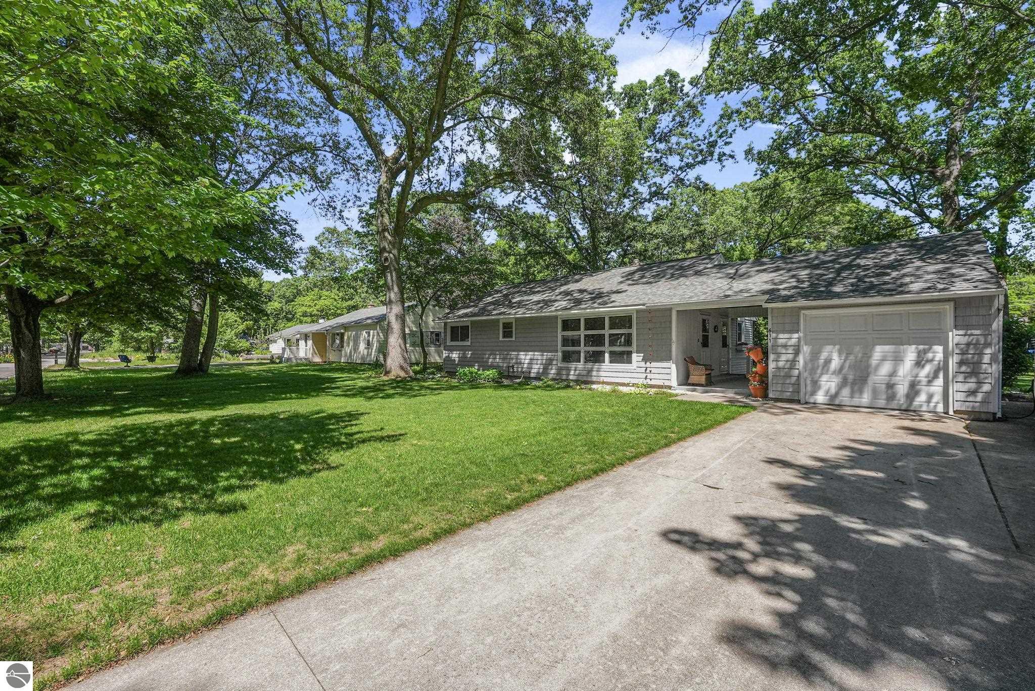 611 Woodland Drive