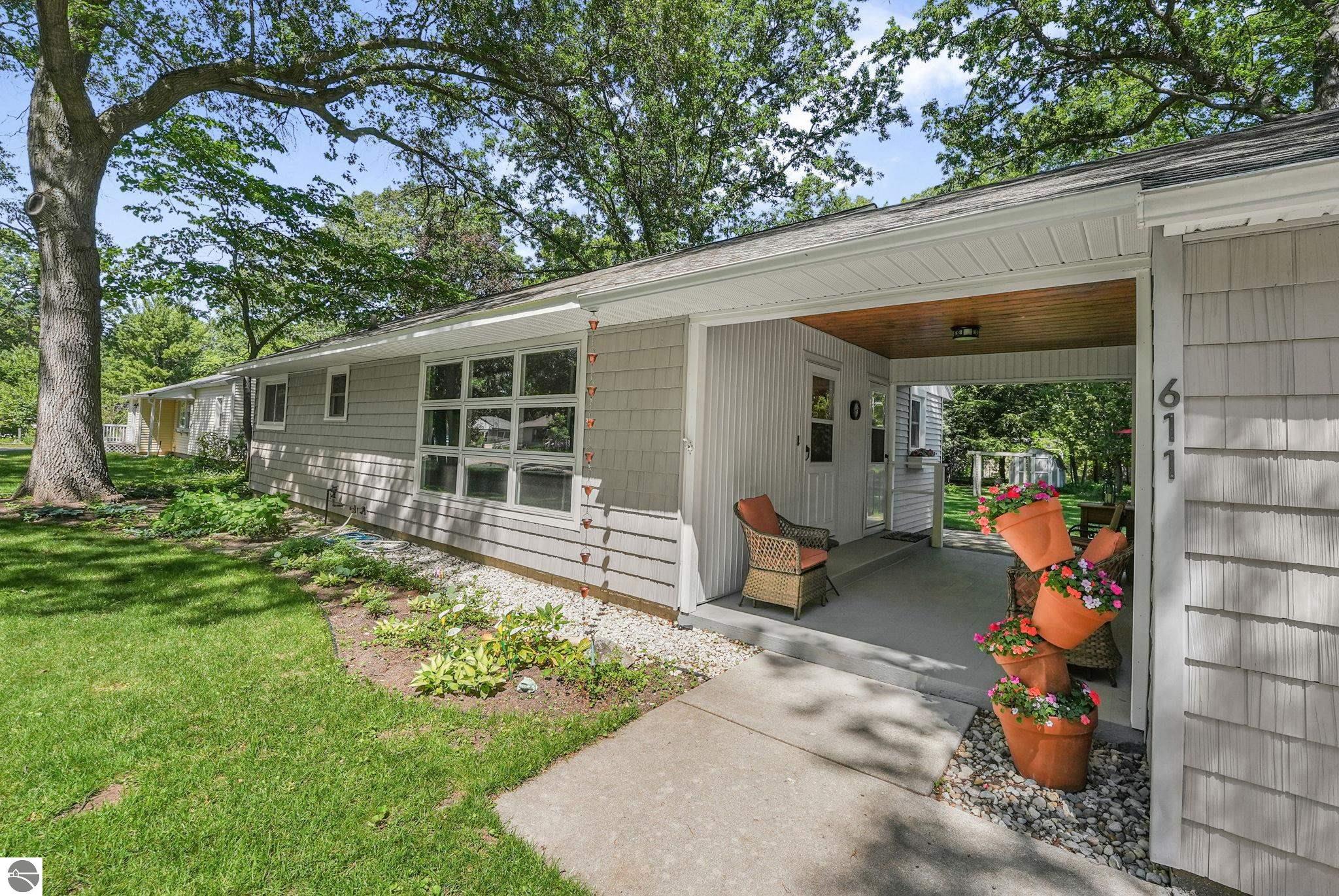 611 Woodland Drive