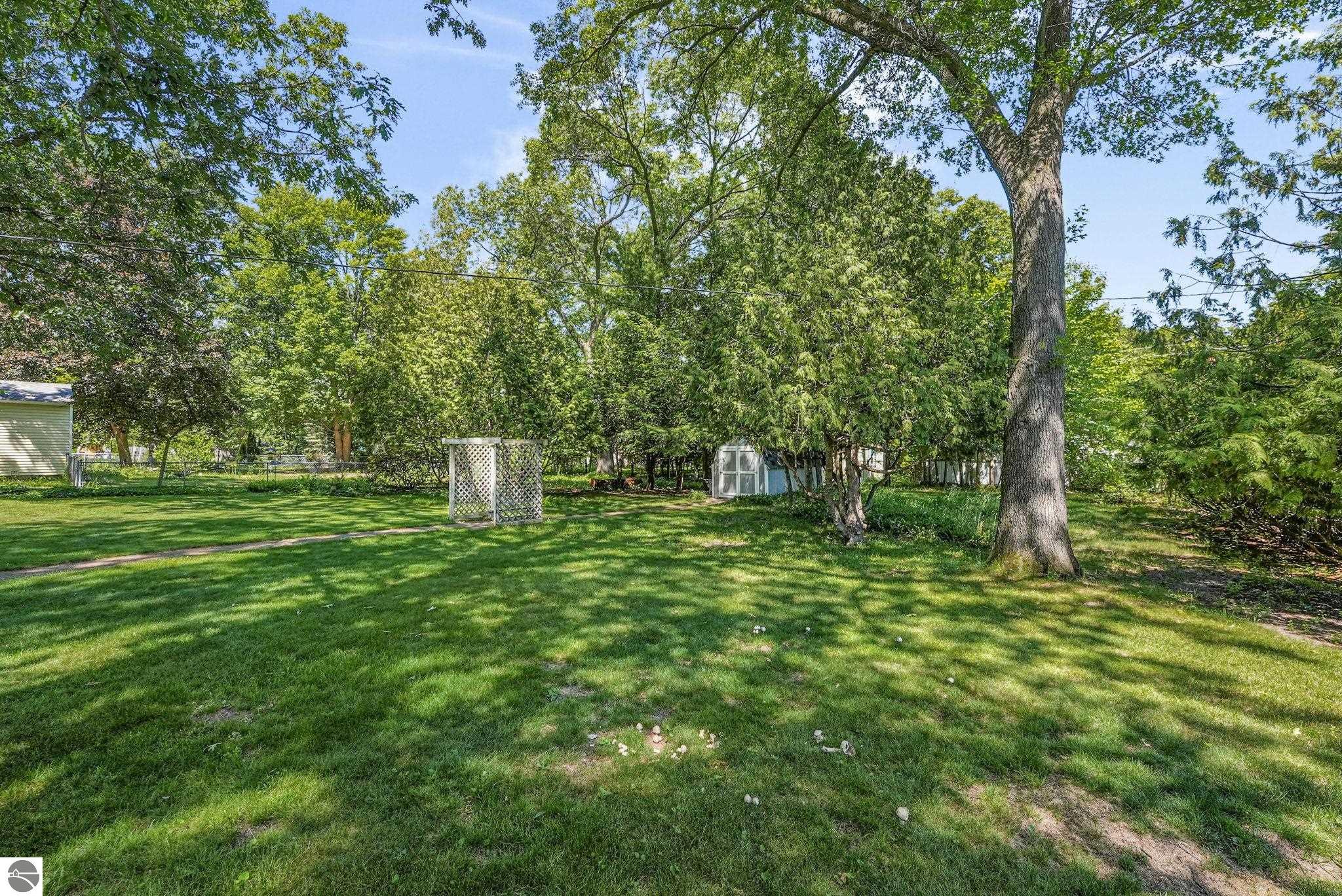 611 Woodland Drive