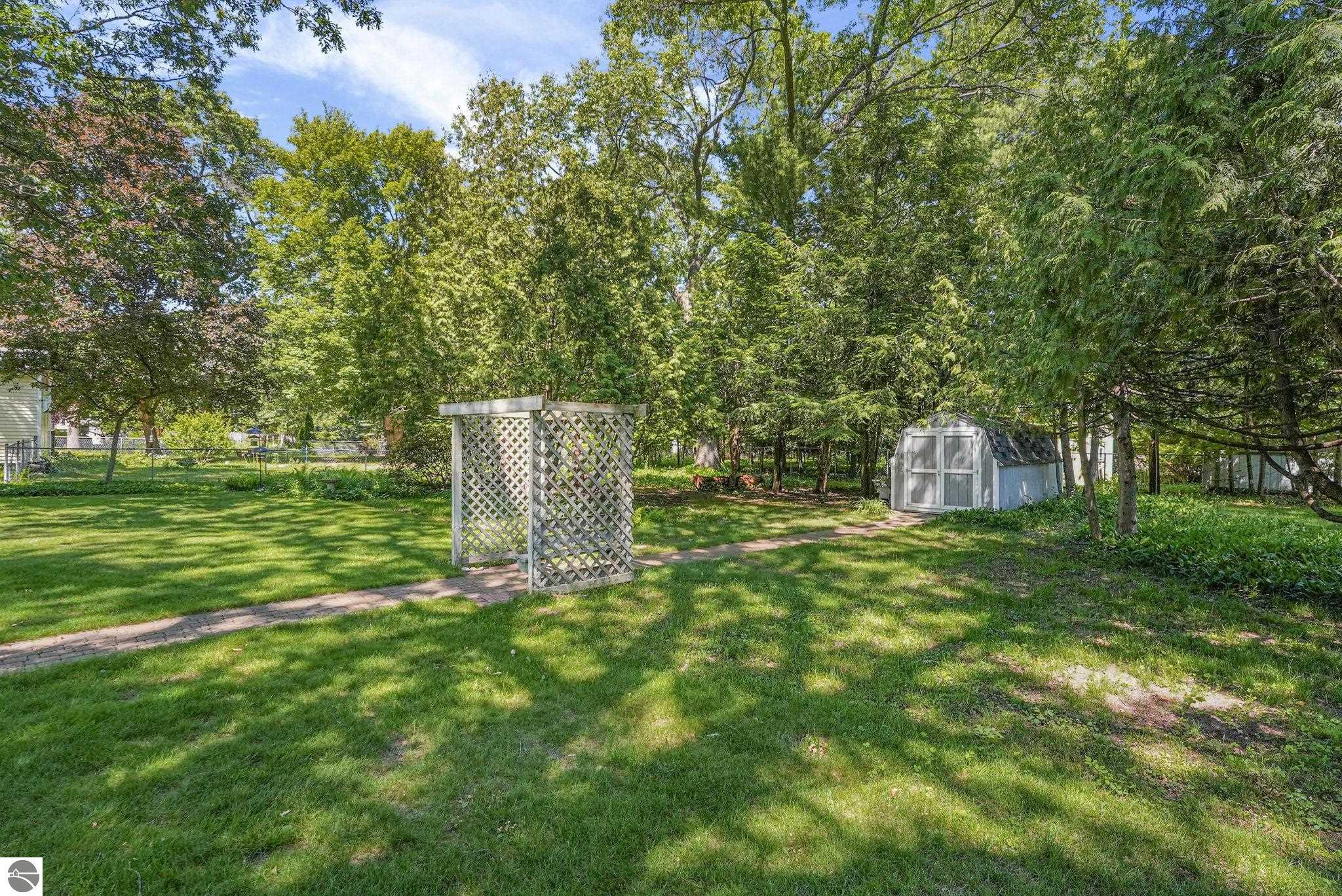 611 Woodland Drive