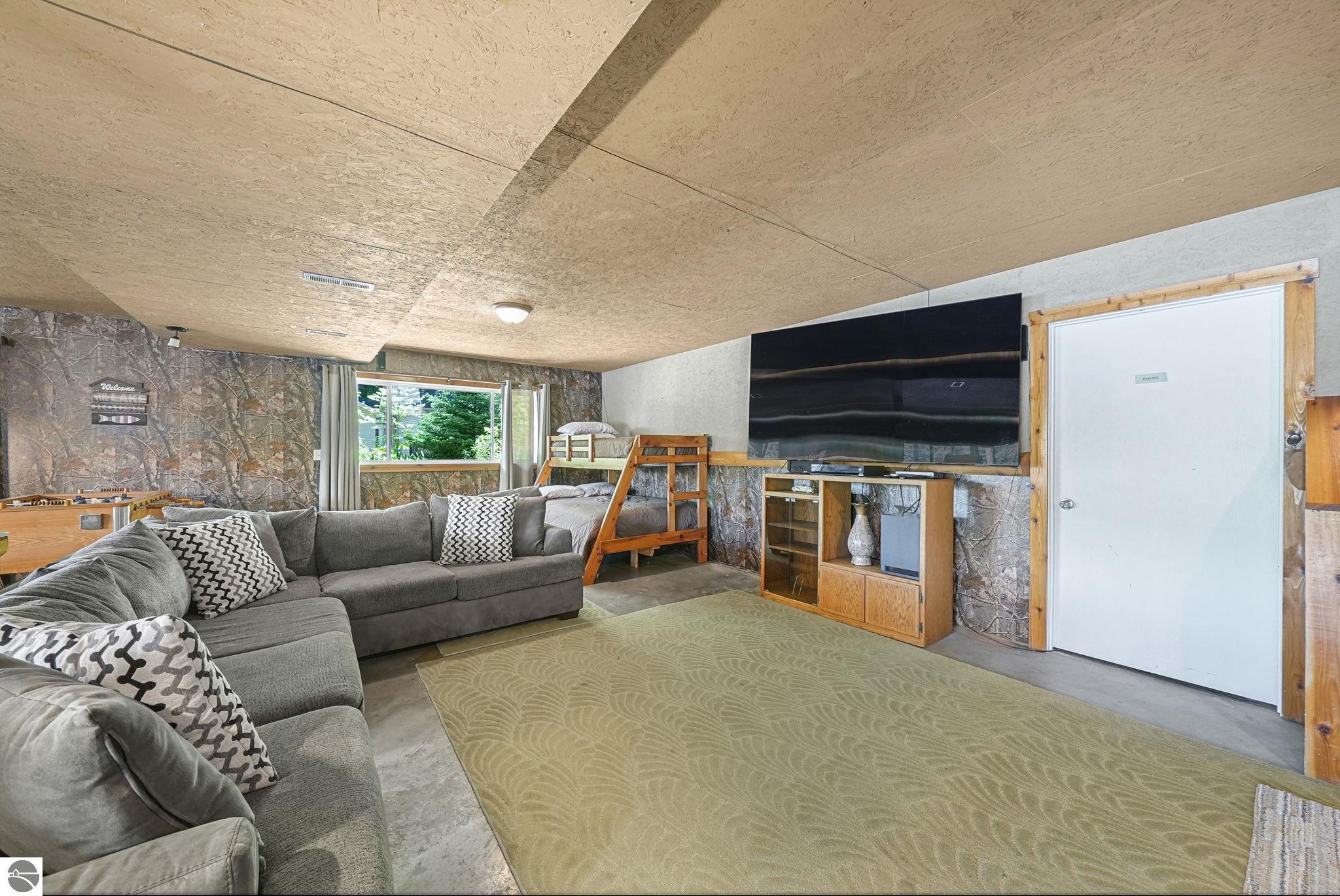 376 Highview Road