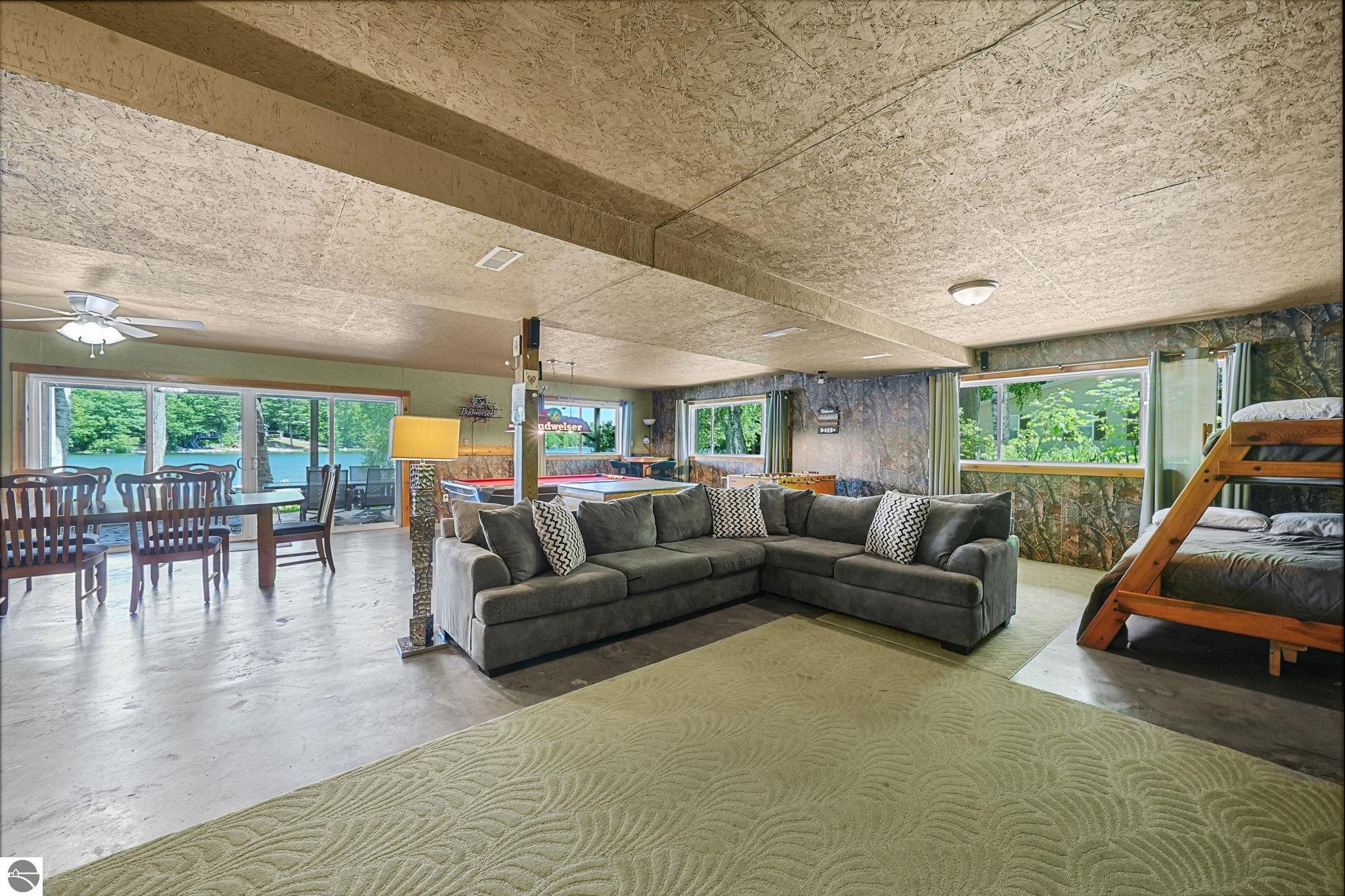 376 Highview Road