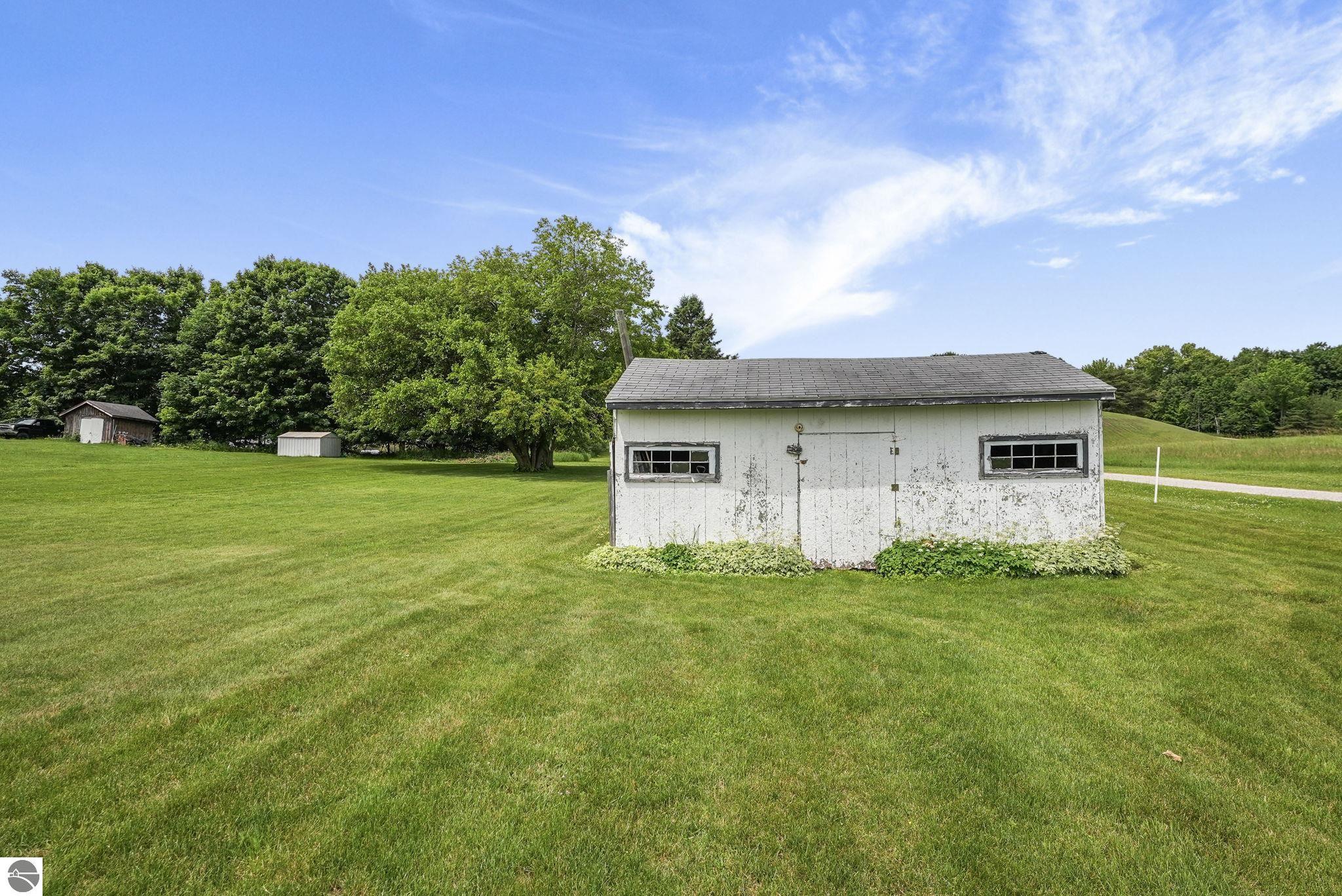 4988 County Road 633