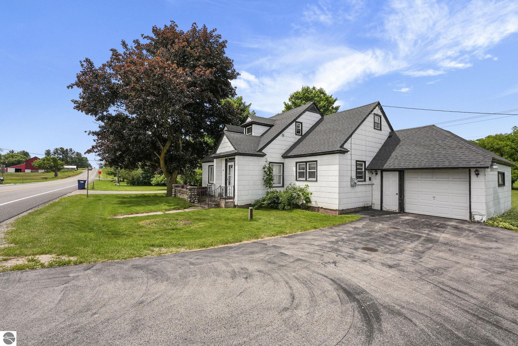 4988 County Road 633