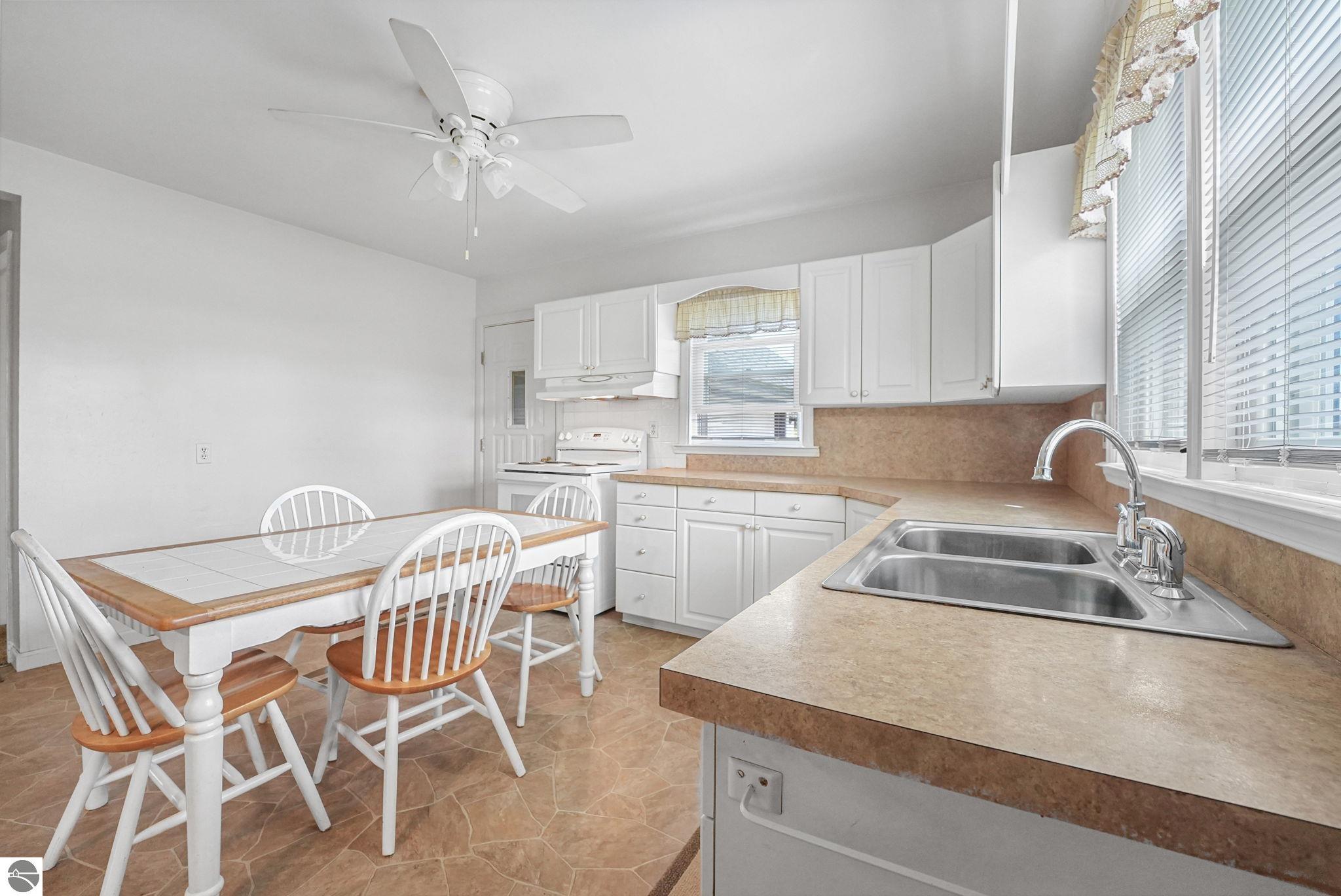 4988 County Road 633