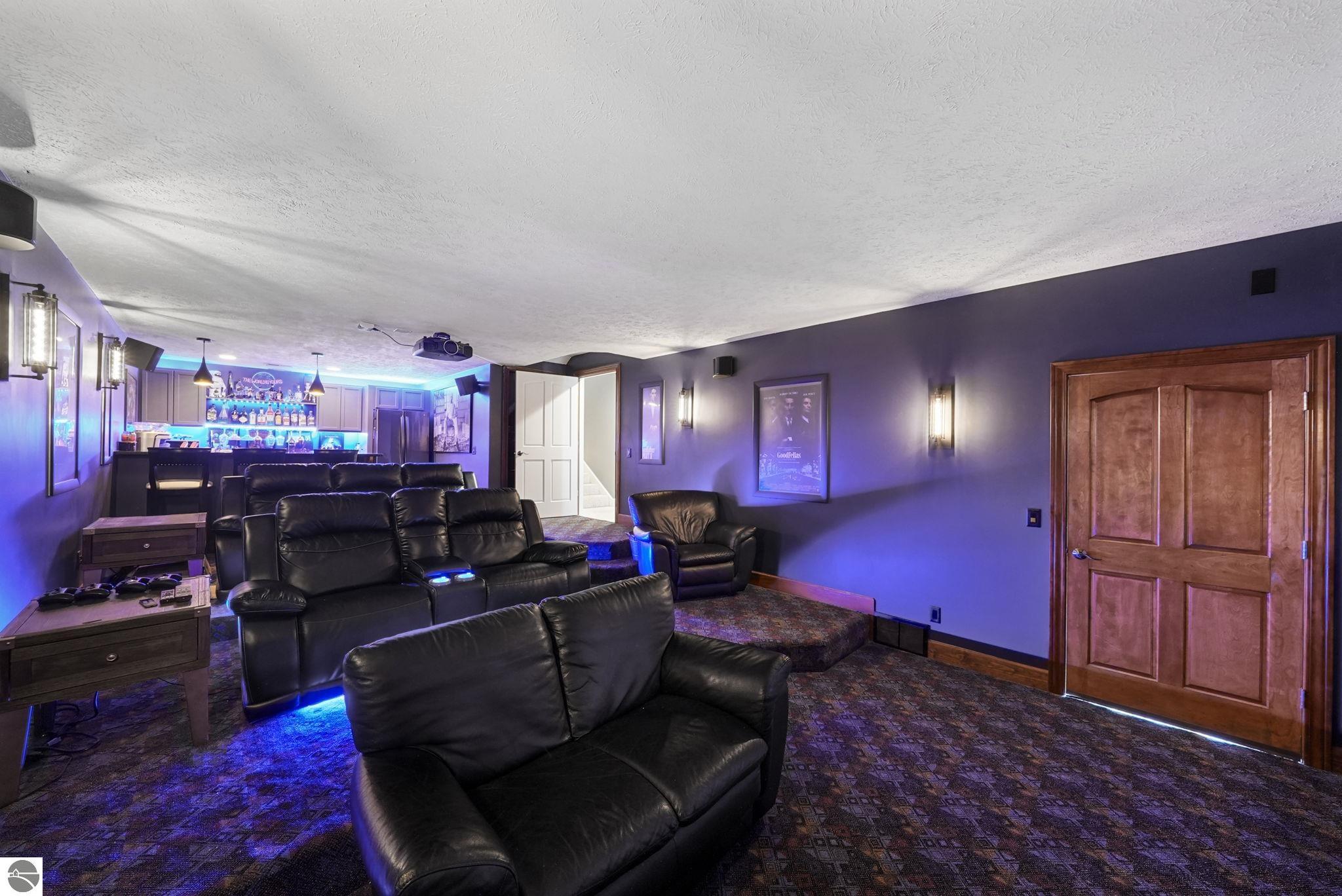 5062 Grayhawk Boulevard