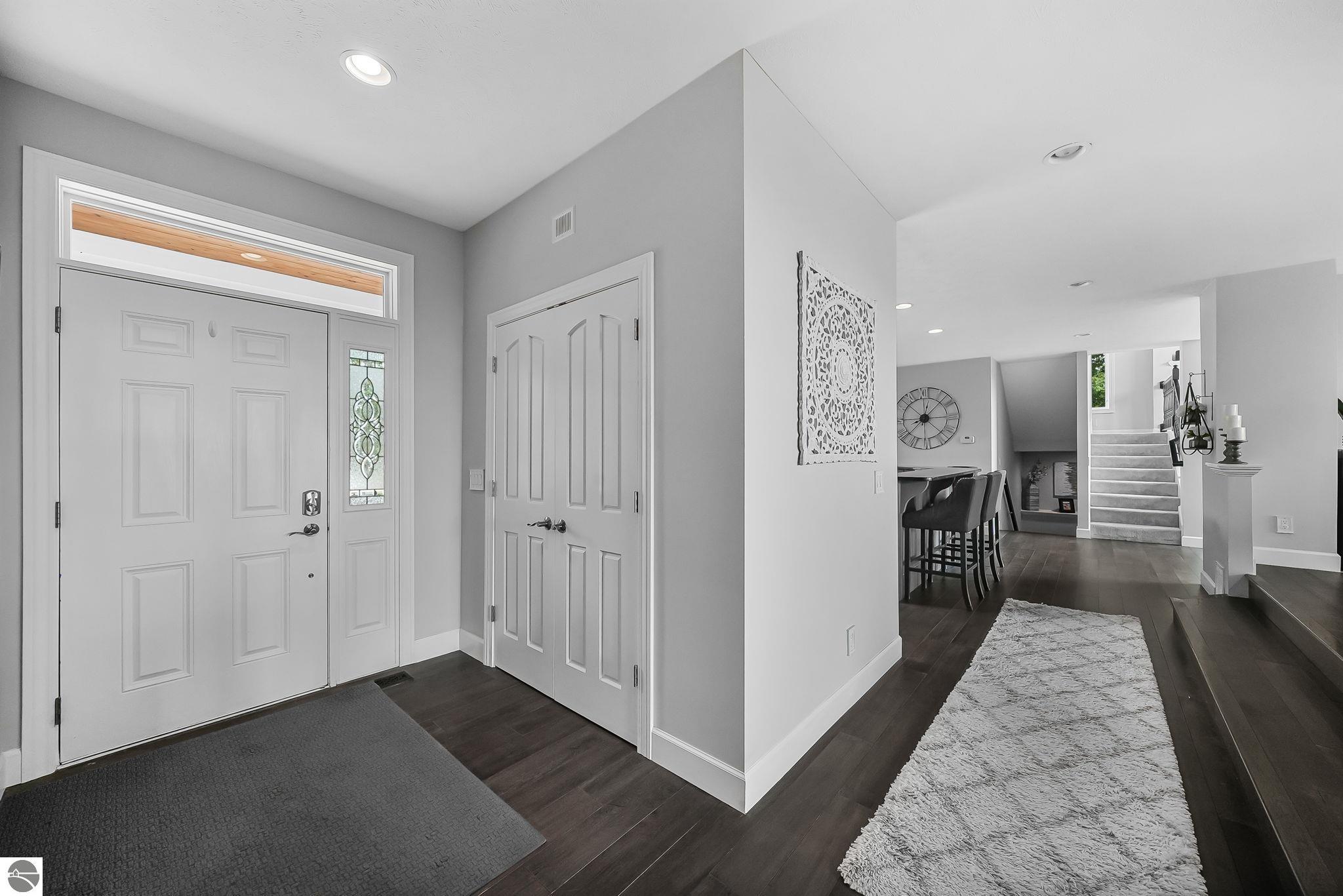 5062 Grayhawk Boulevard
