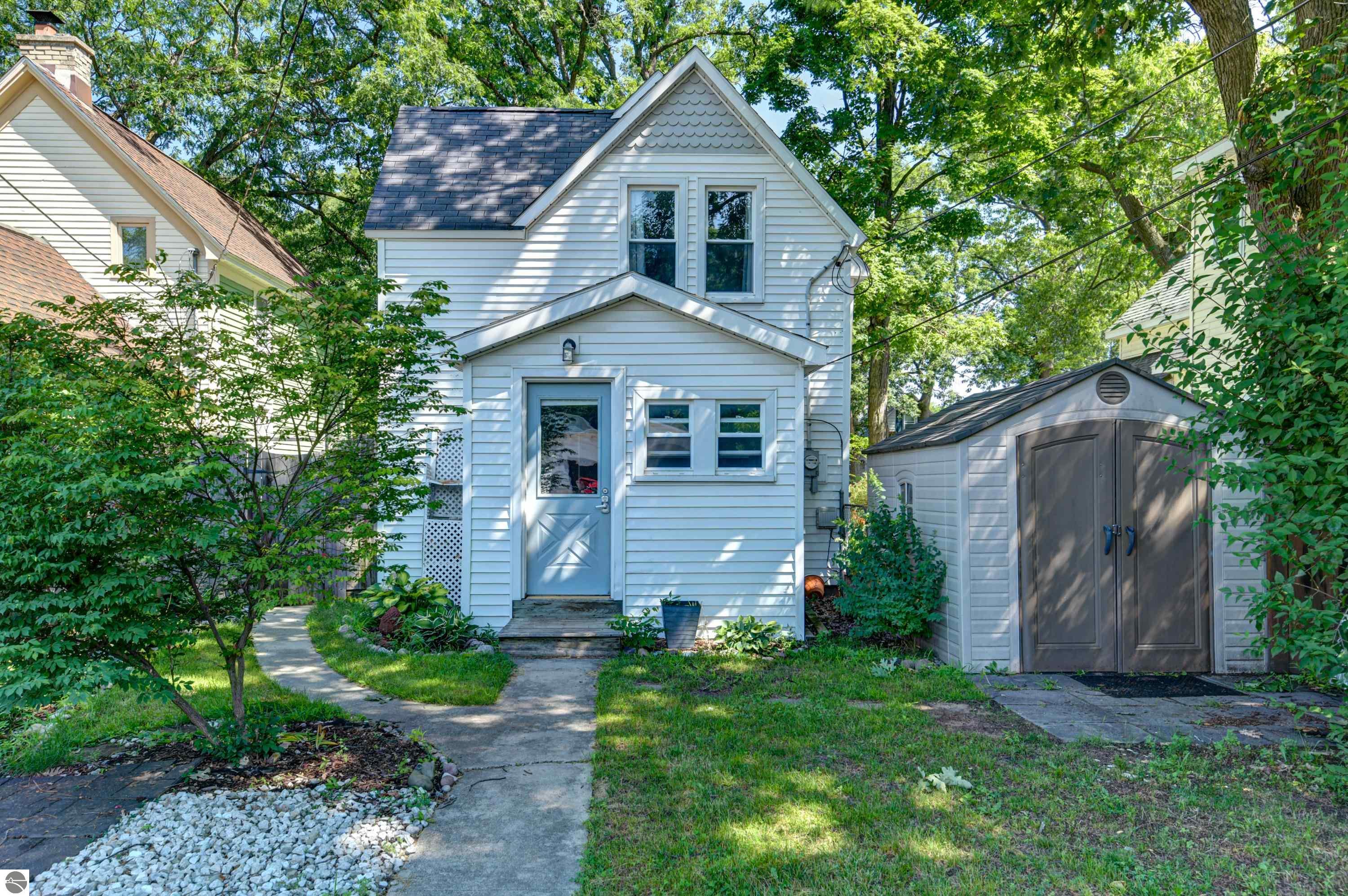 1006 Lincoln Street