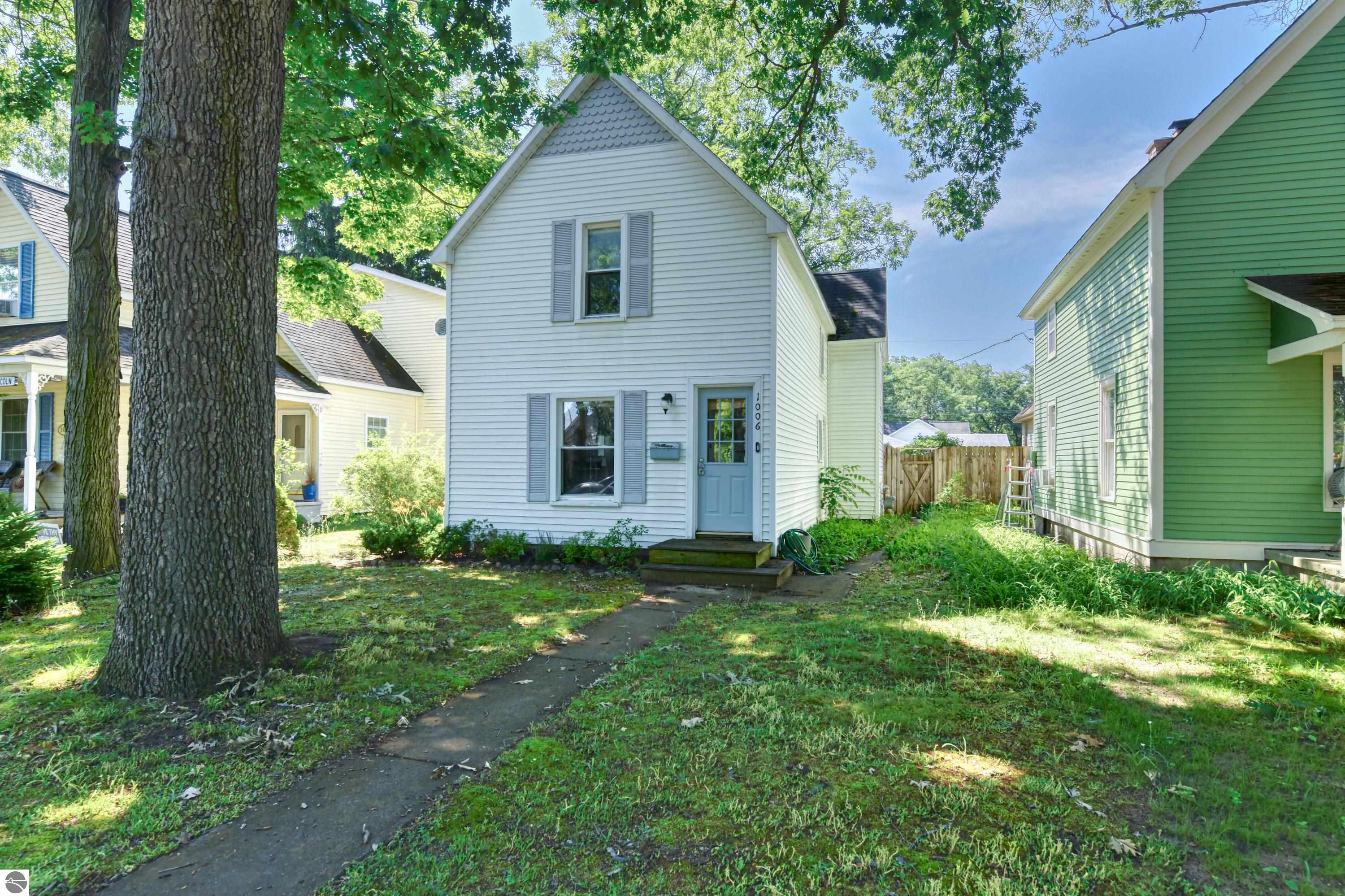 1006 Lincoln Street
