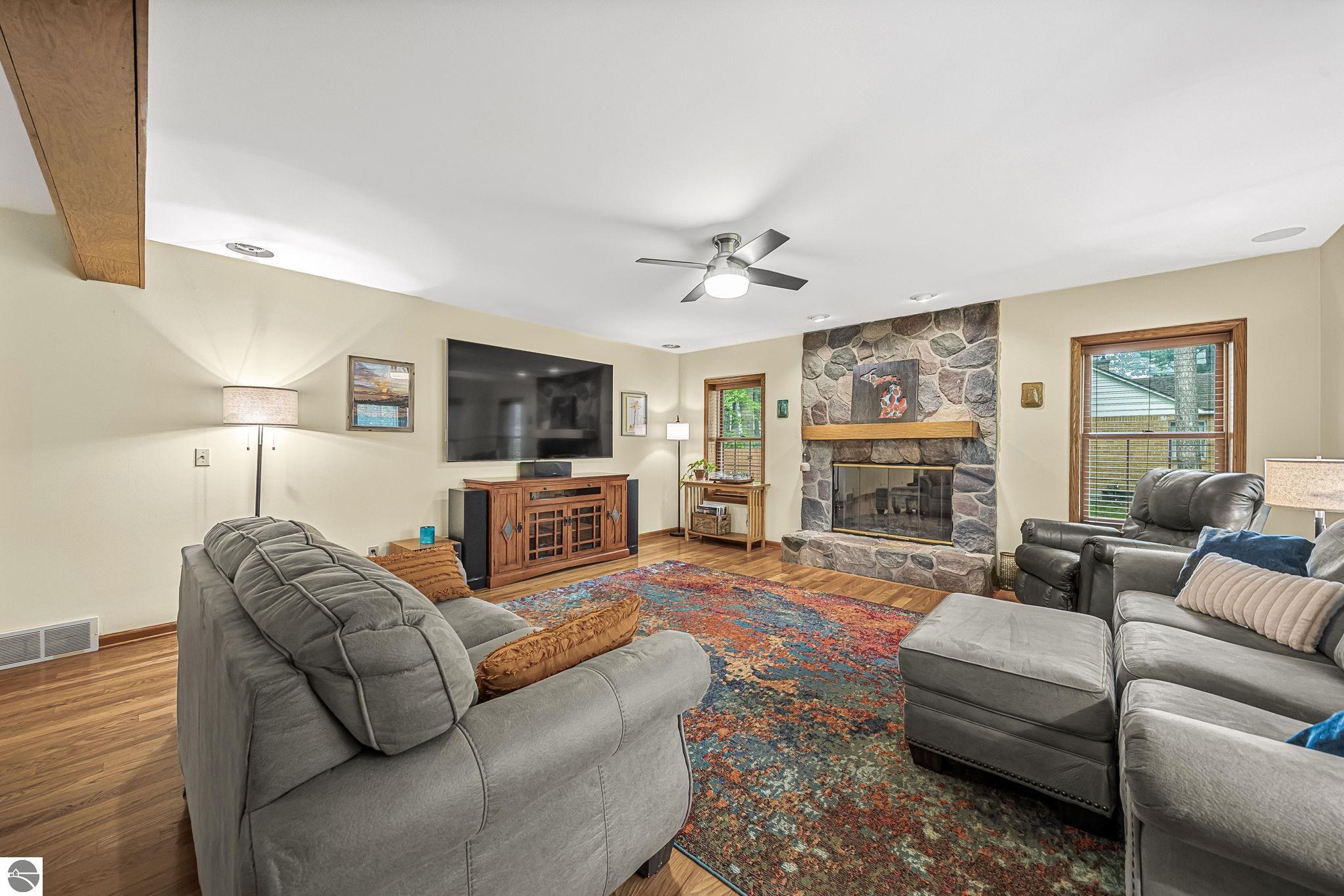 545 Cromwell Drive