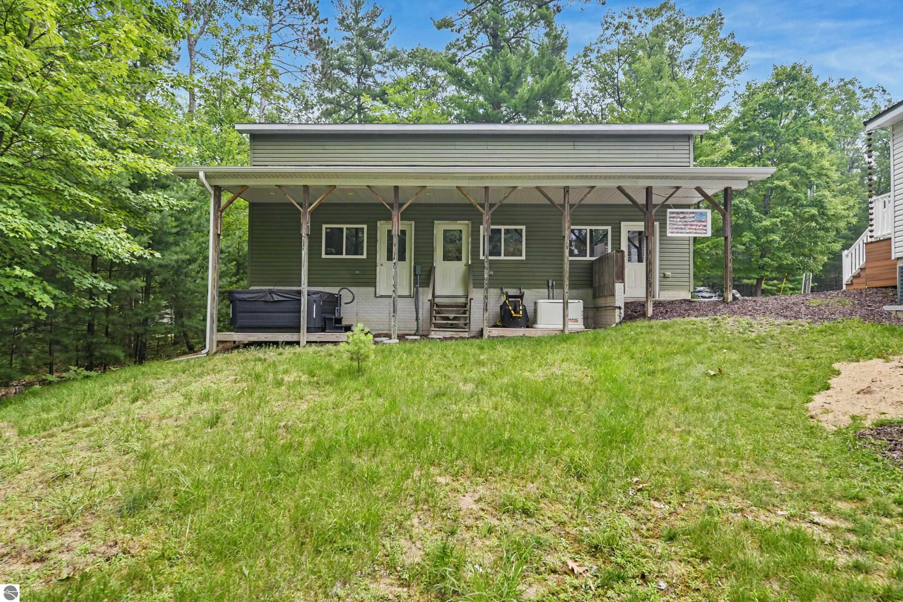 4033 Harolds Road