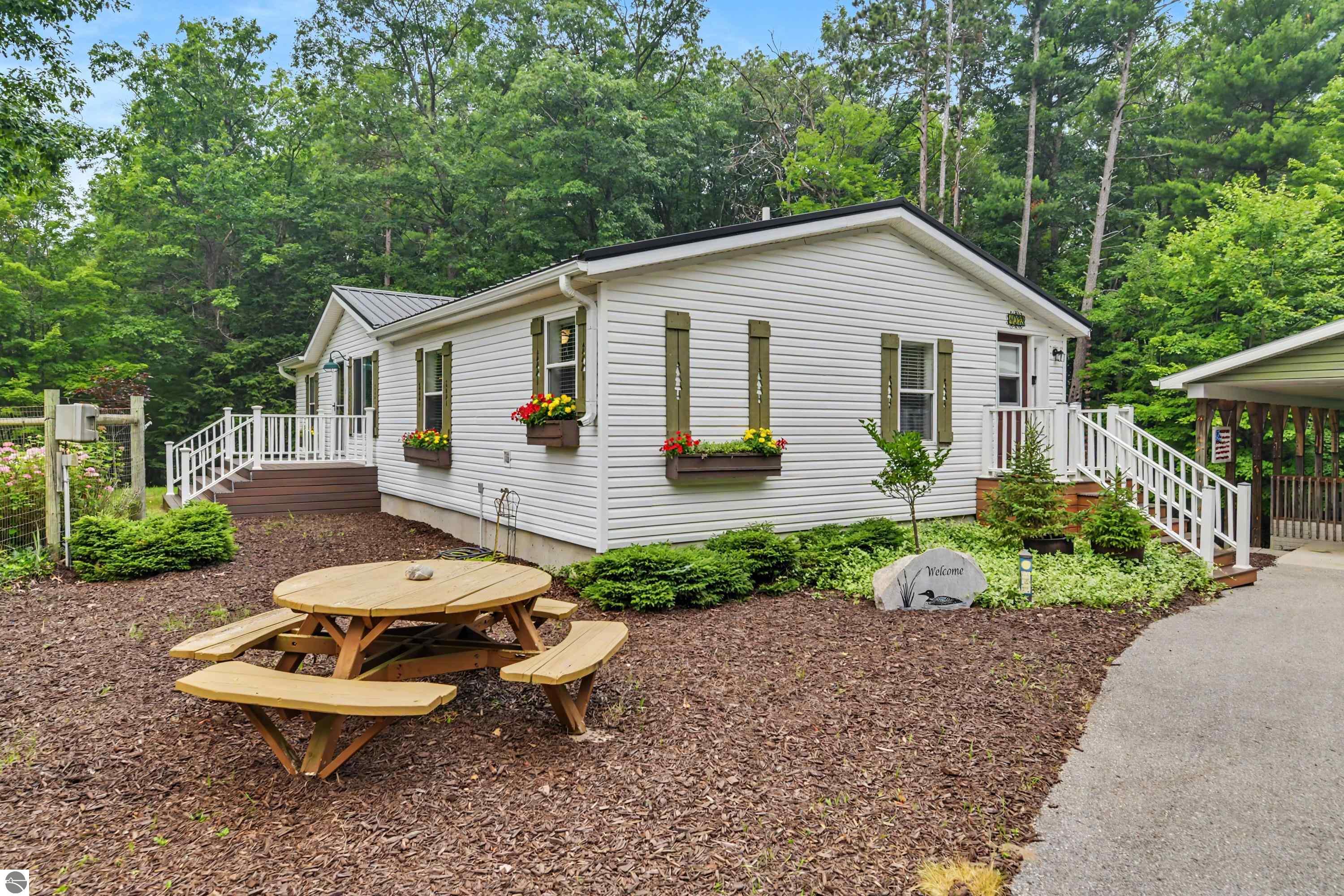 4033 Harolds Road