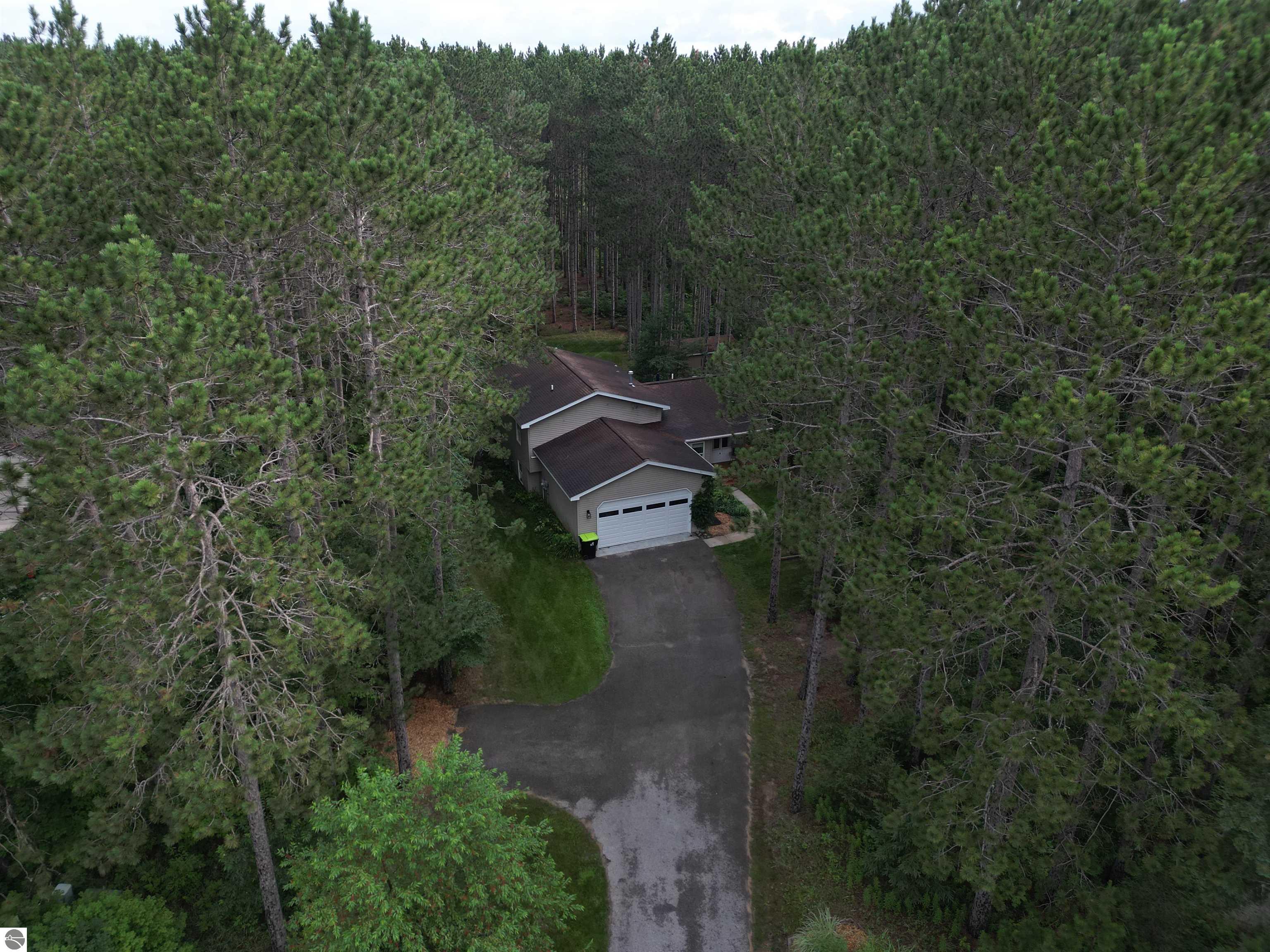 19980 Pine Woods Drive