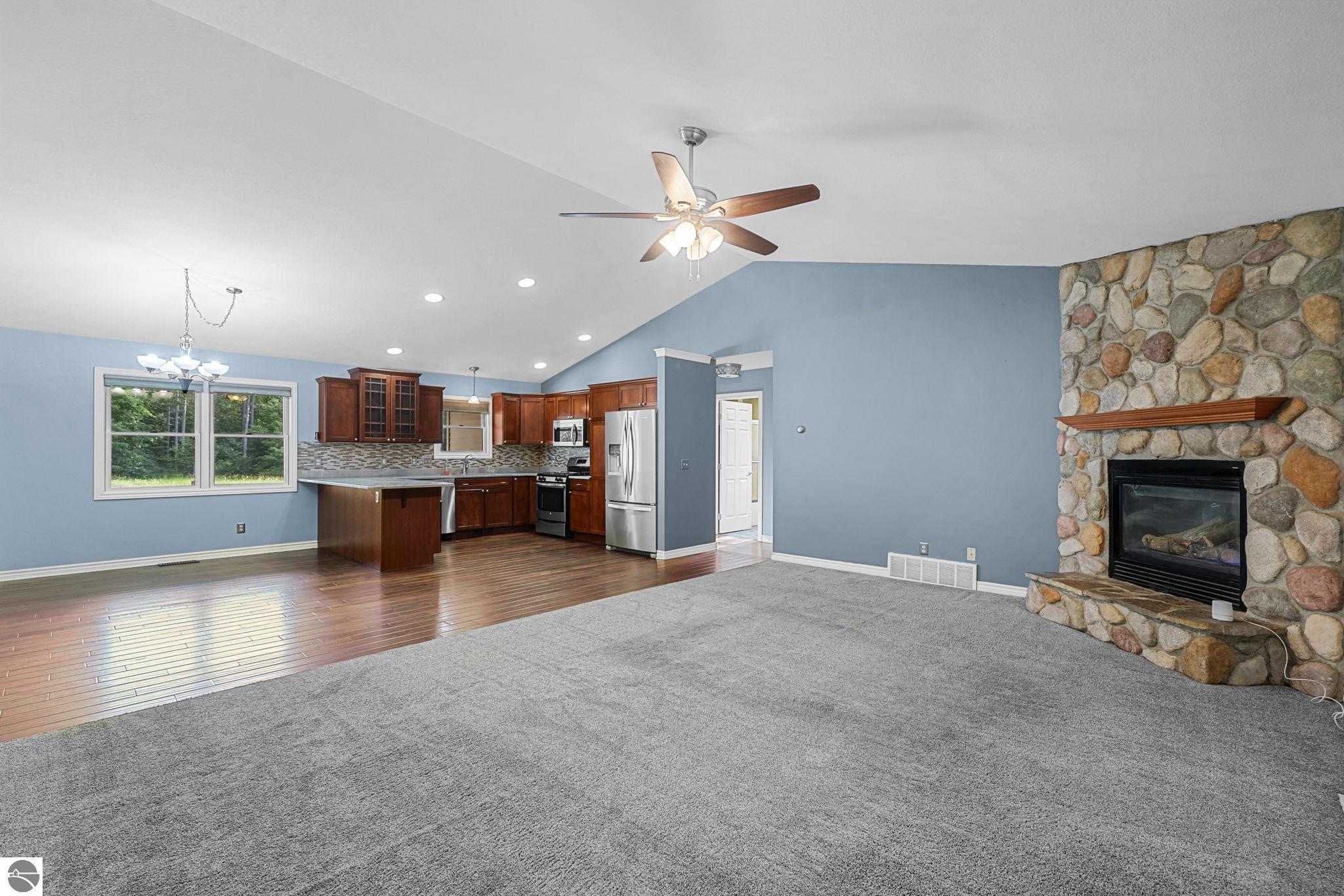 19843 Pine Woods Drive