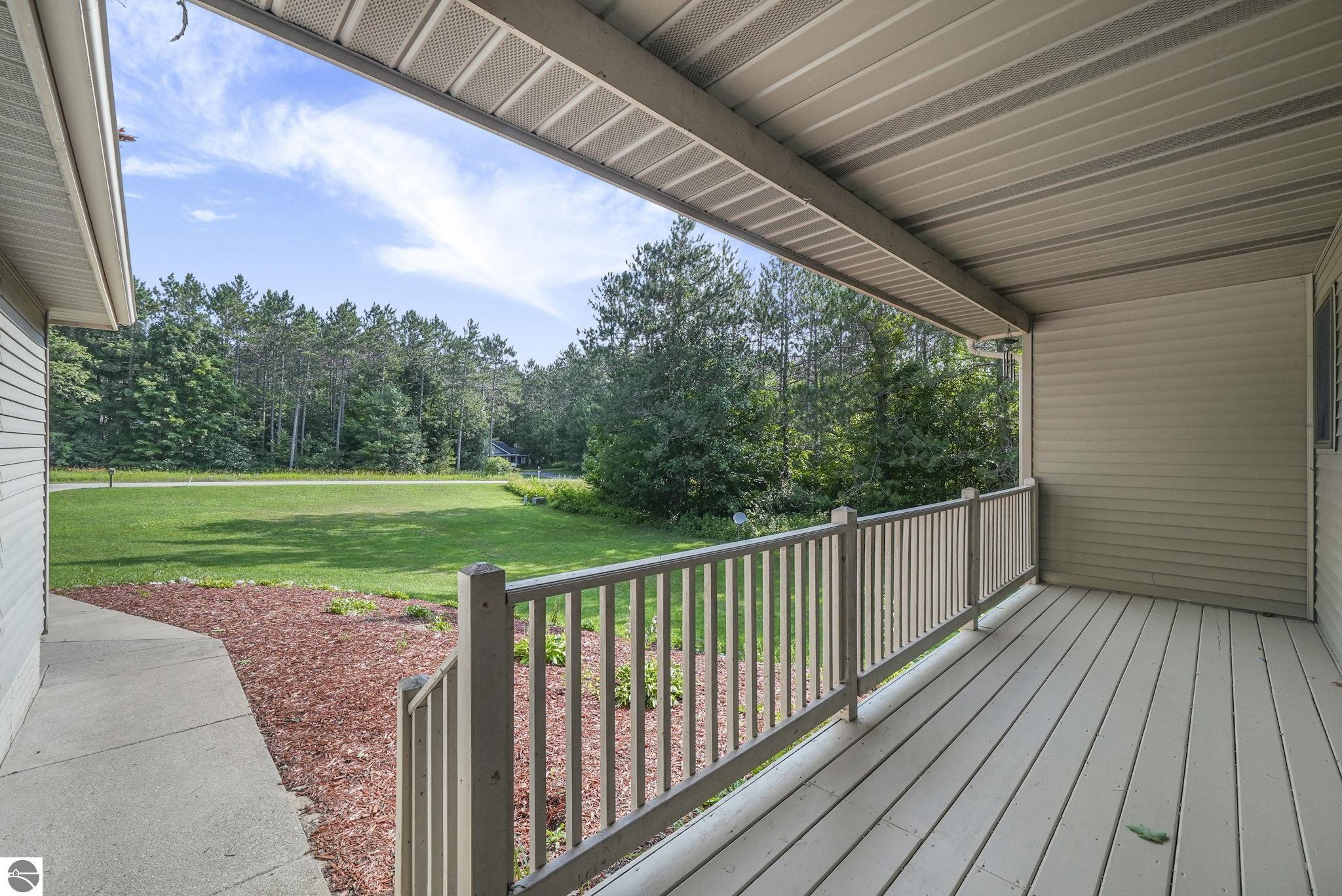 19843 Pine Woods Drive