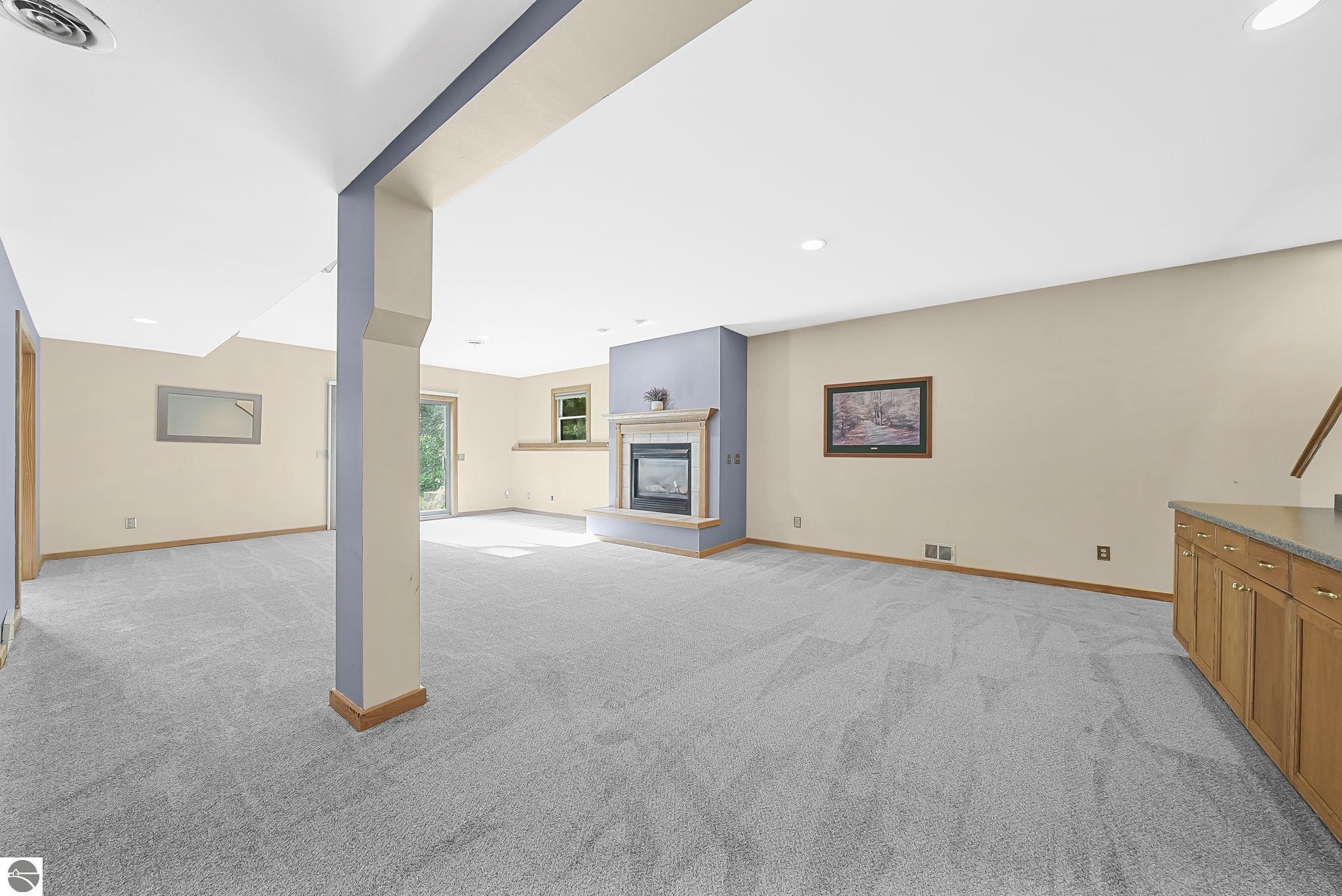 19843 Pine Woods Drive