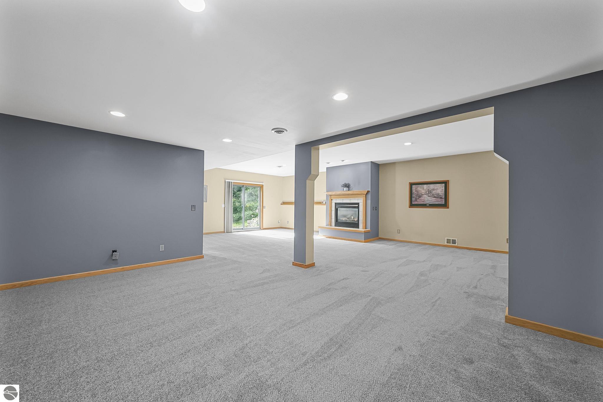 19843 Pine Woods Drive