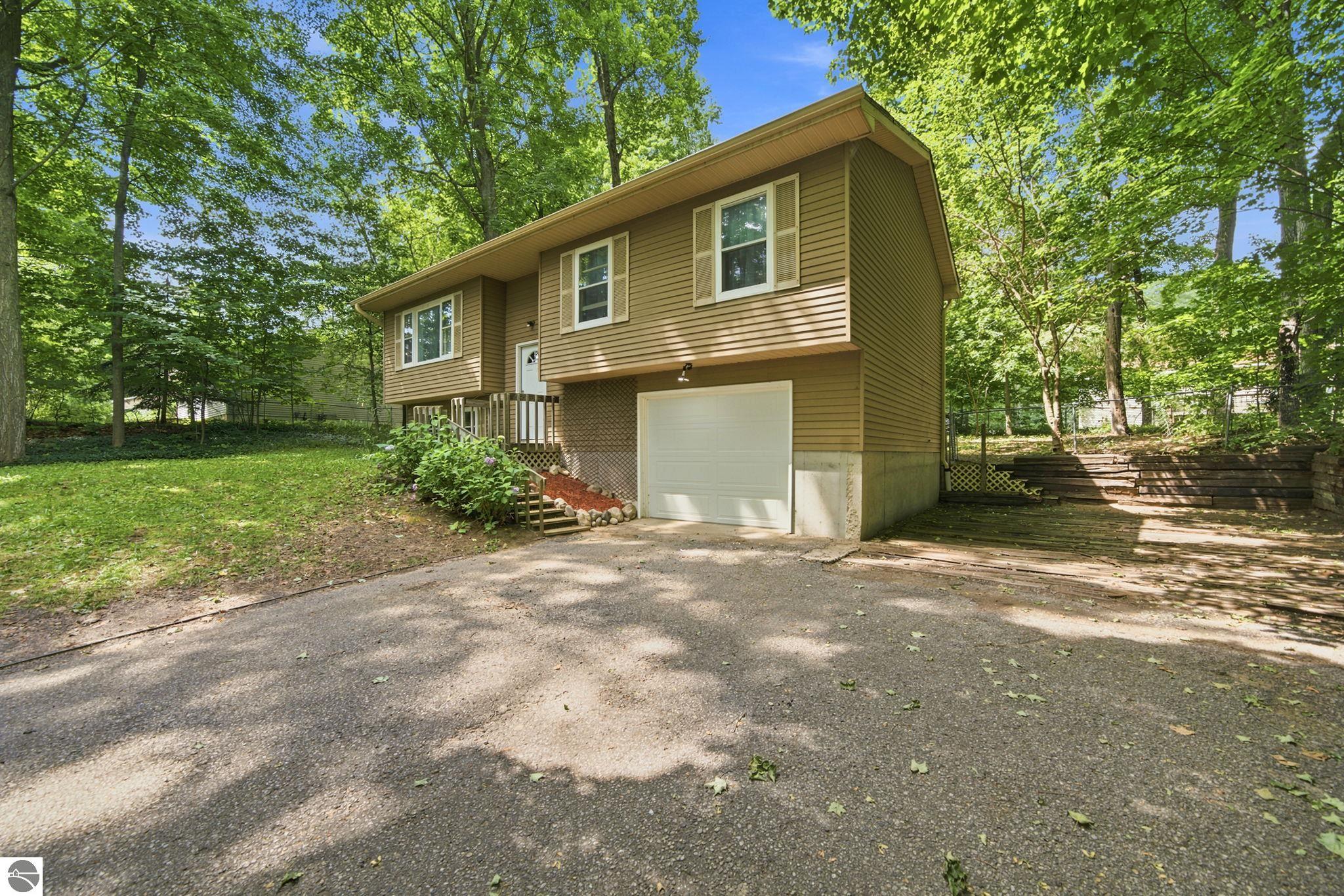 212 S Four Mile Road