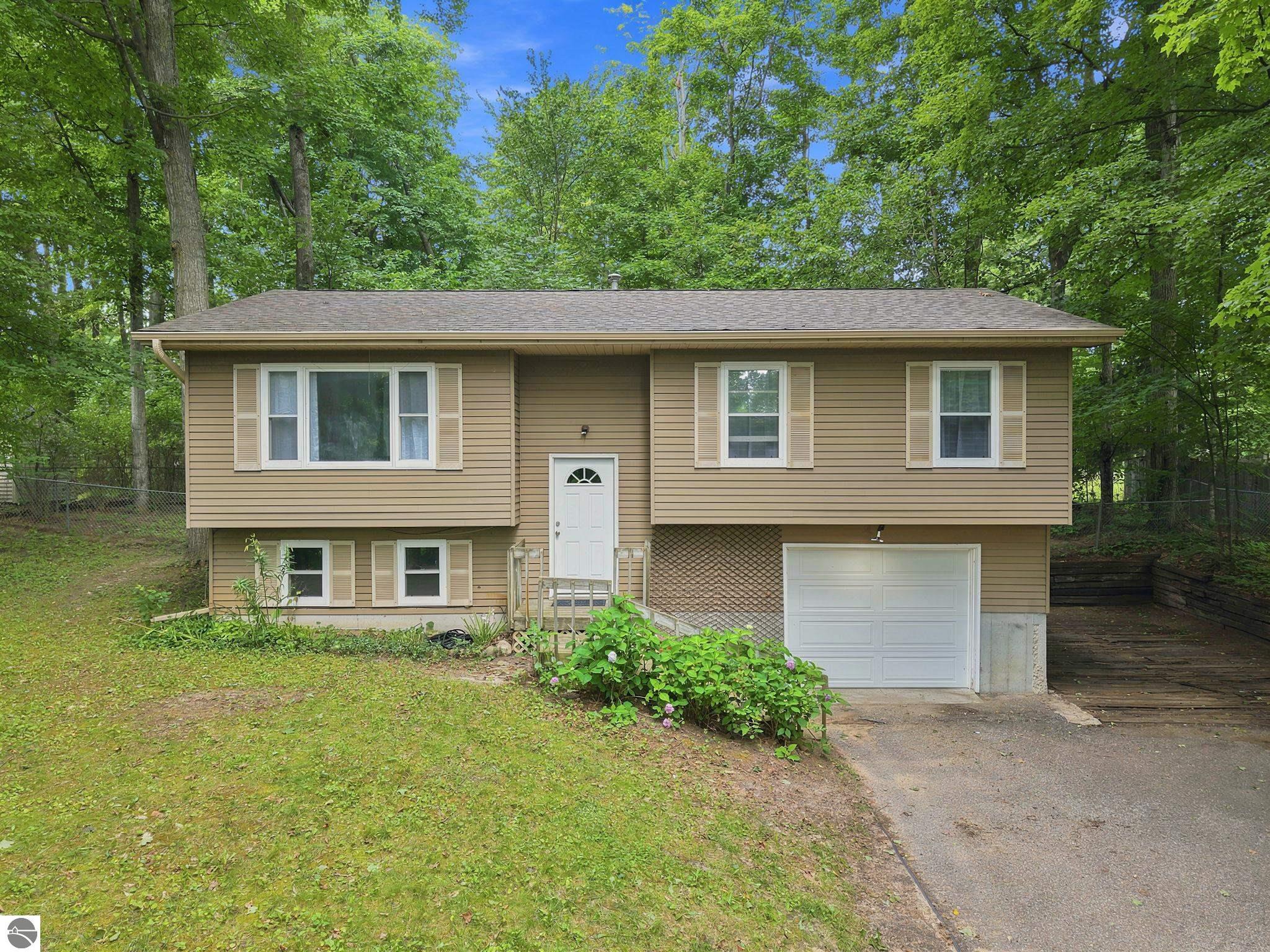 212 S Four Mile Road