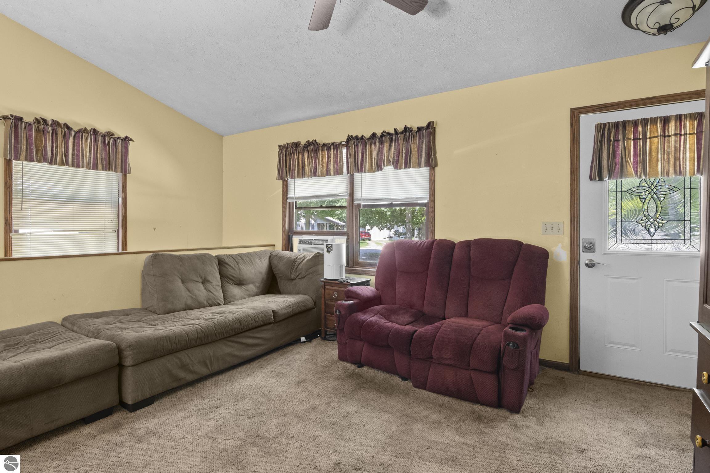 19239 Oak Hollow Drive
