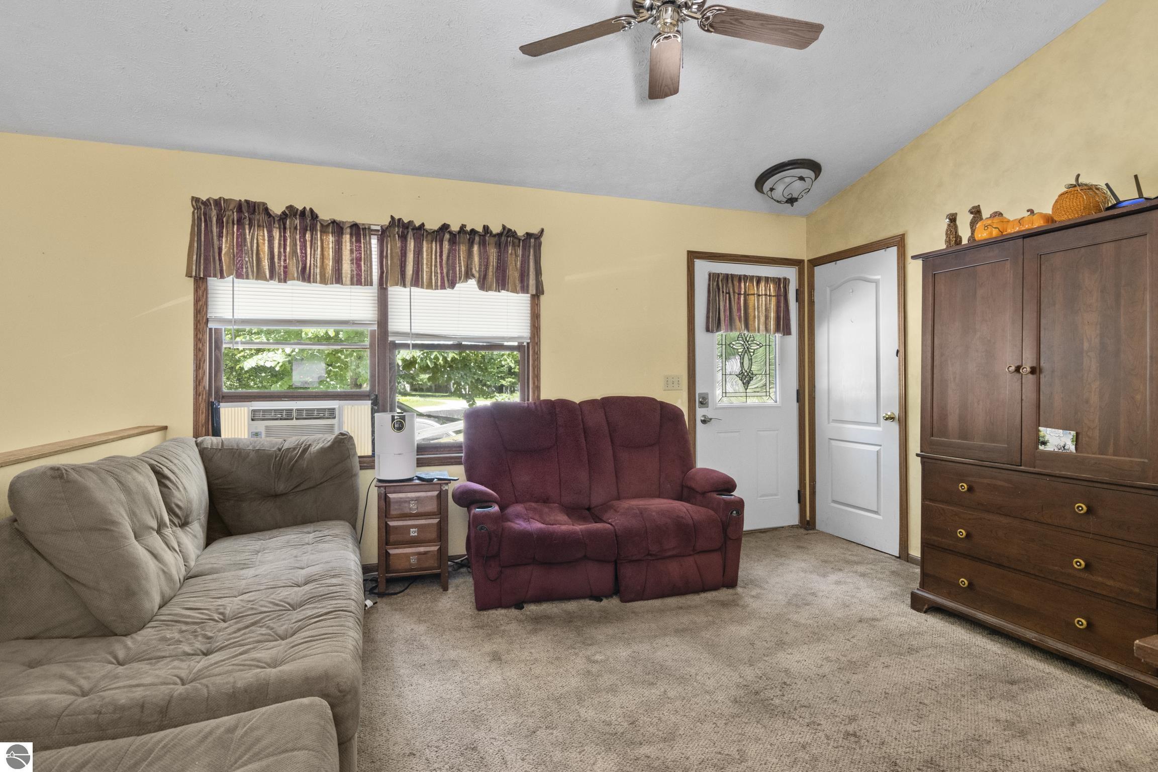 19239 Oak Hollow Drive
