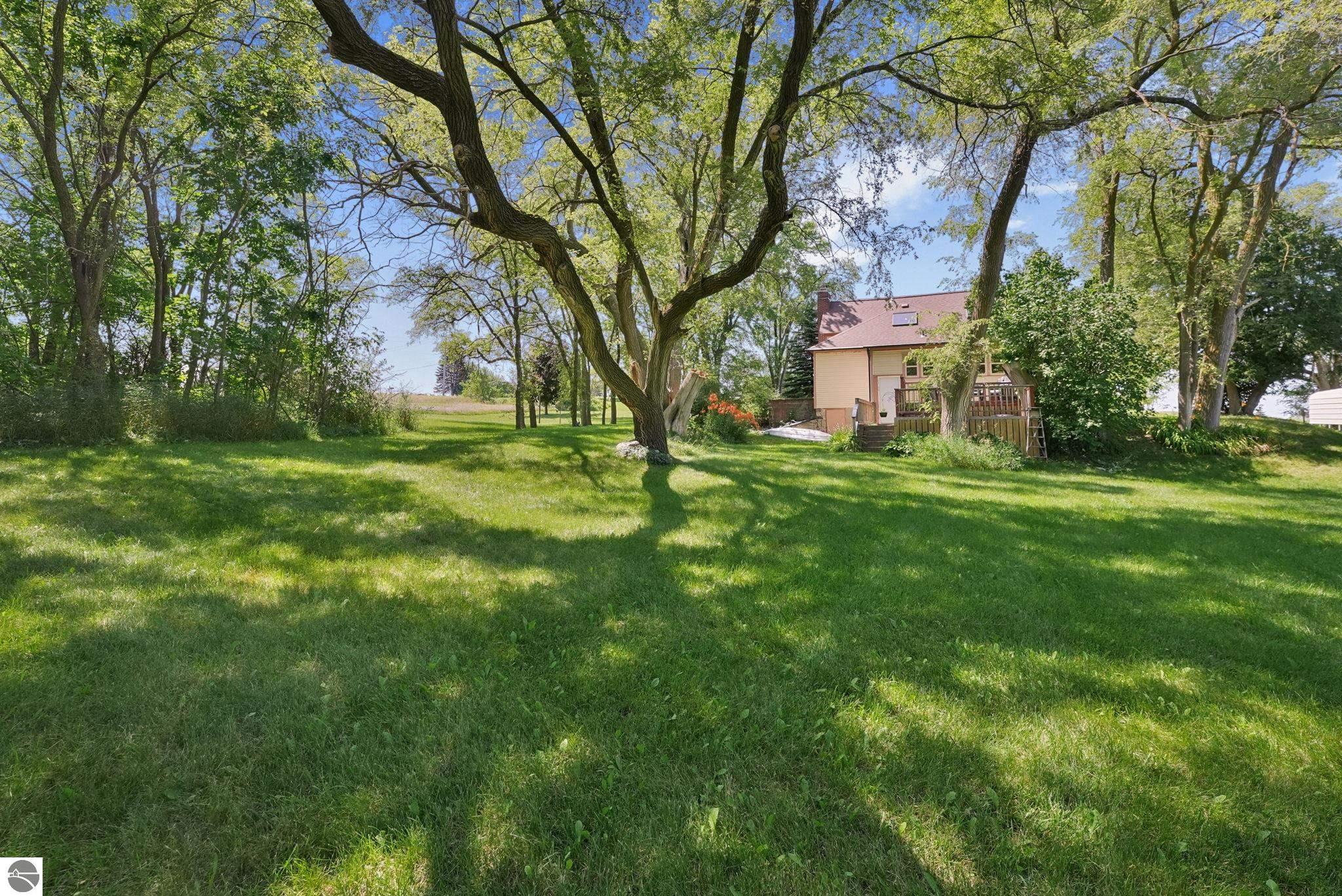 12372 Center Road