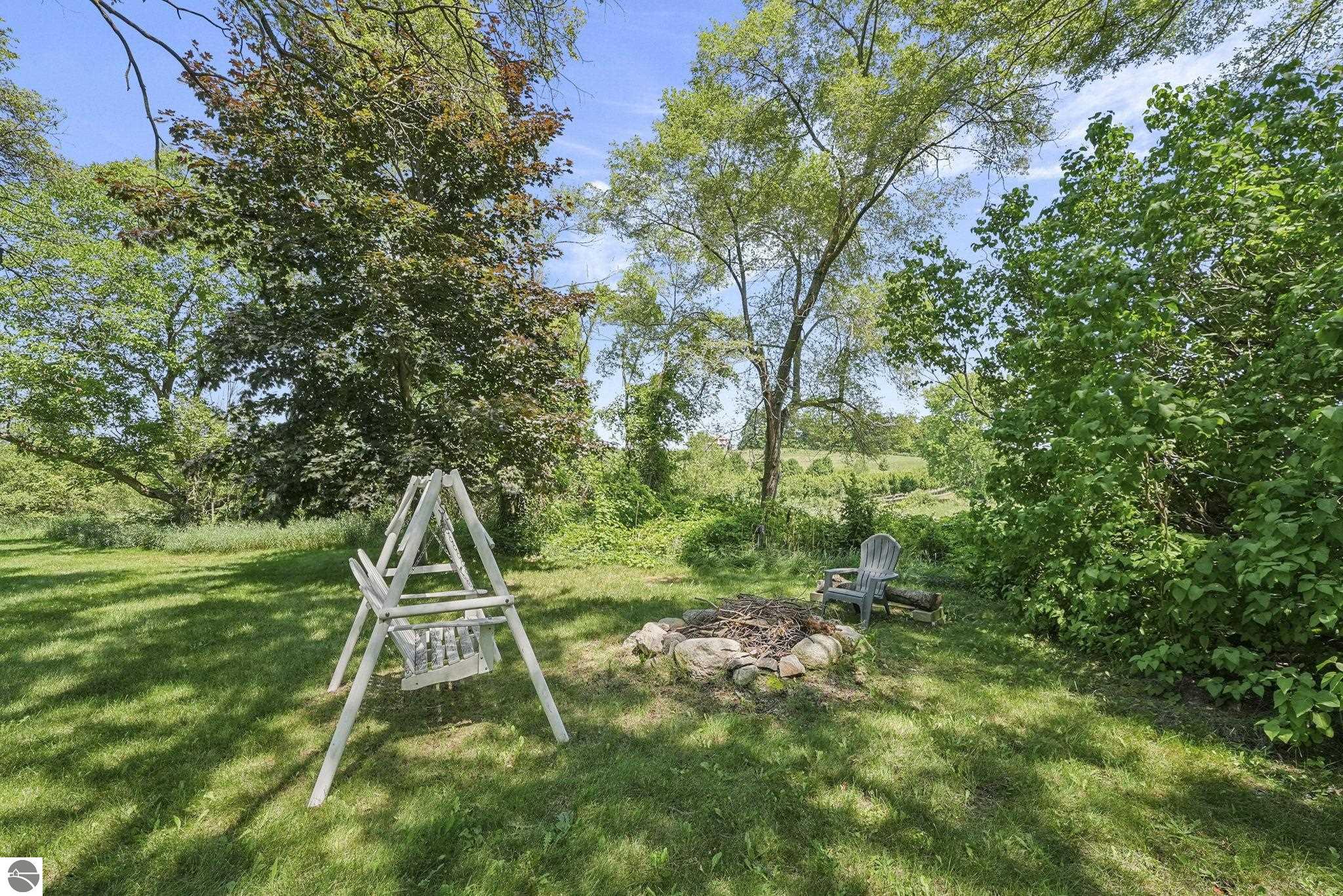12372 Center Road