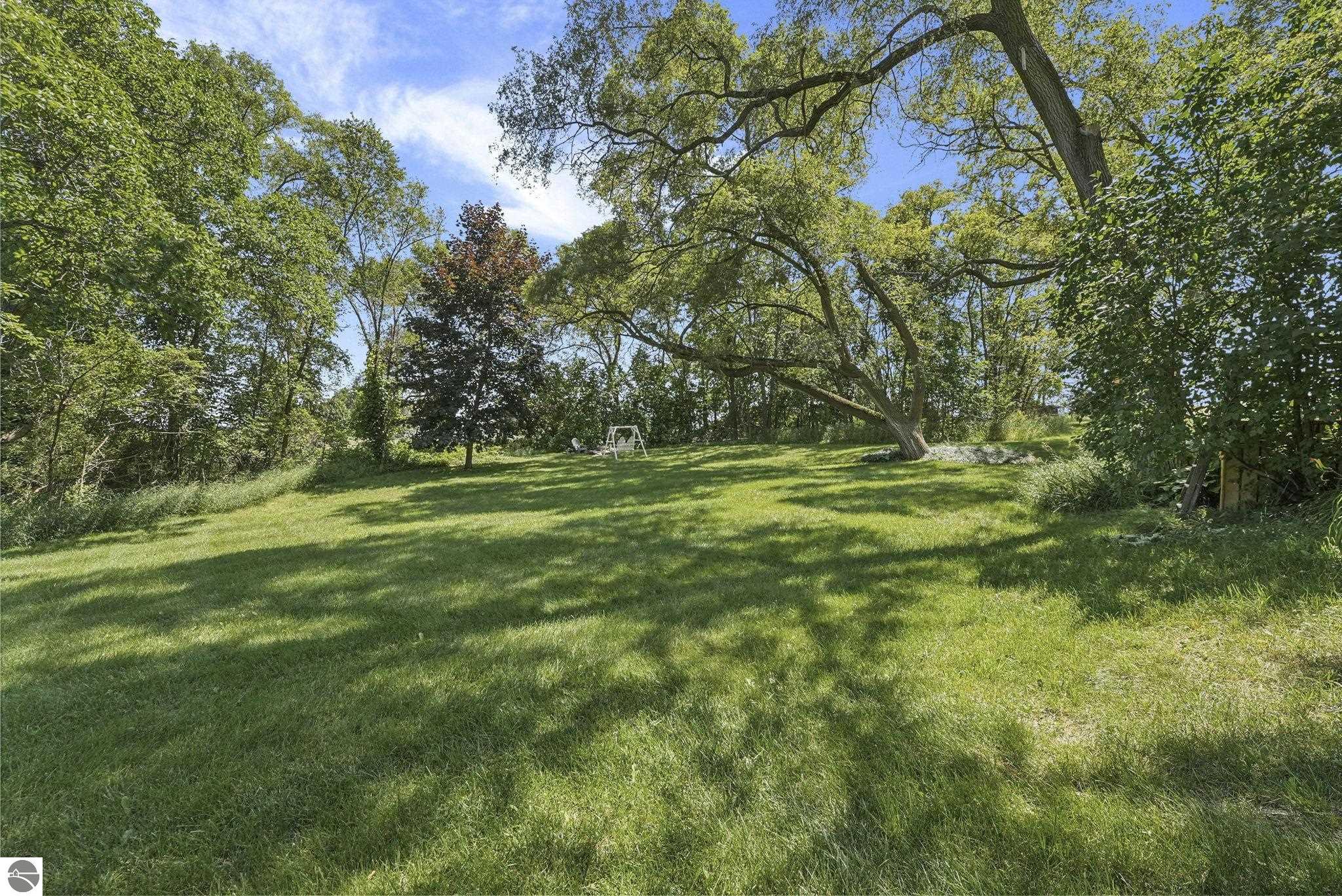 12372 Center Road