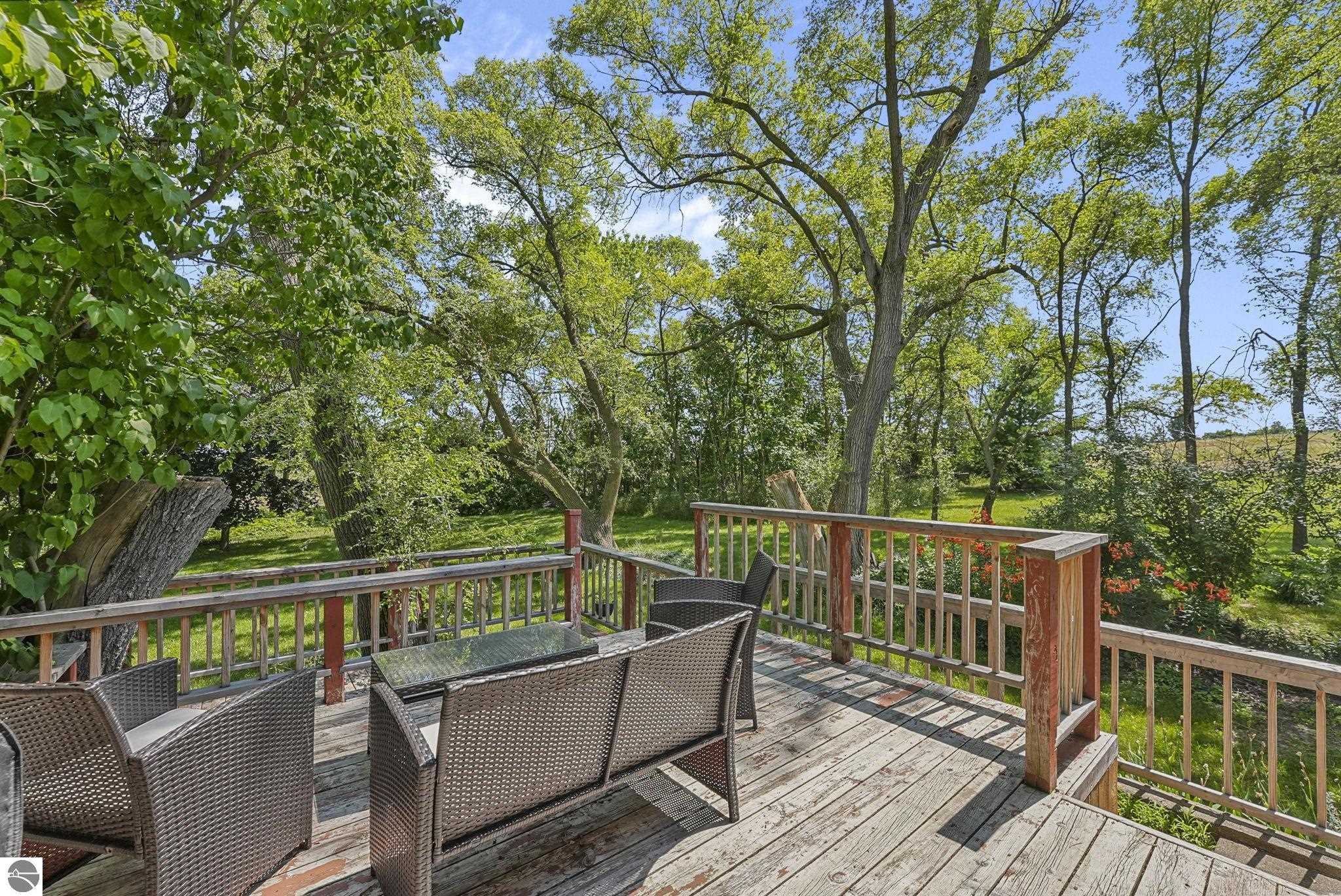 12372 Center Road