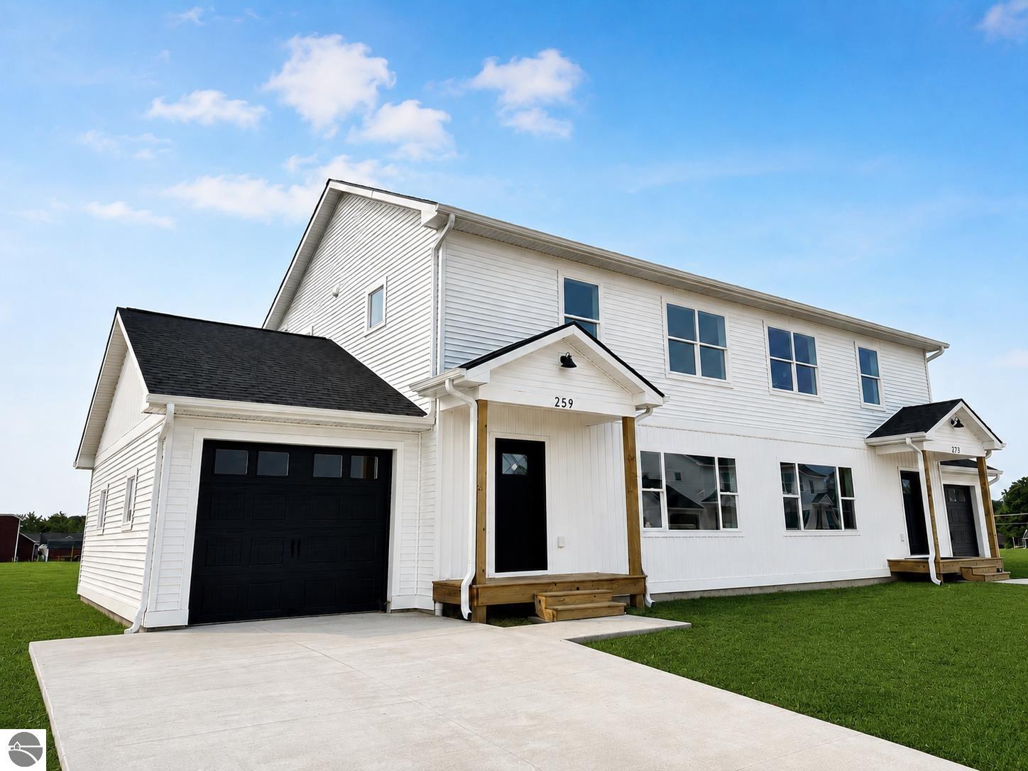 266 Viola Lane # 4 Unit: #4