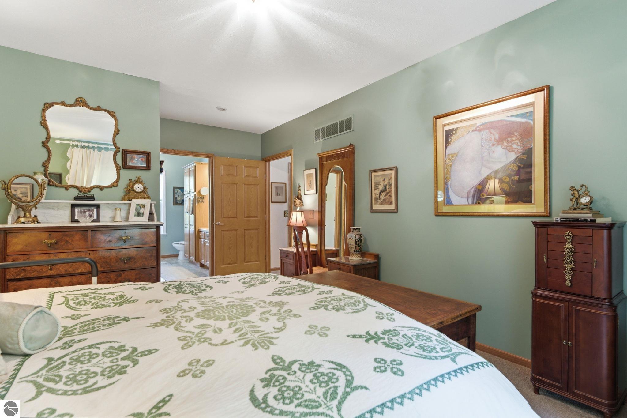 3626 Michigan Trail