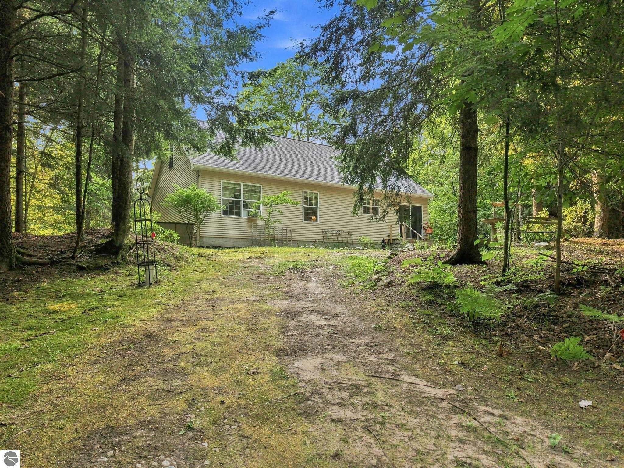 3626 Michigan Trail