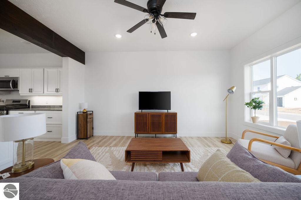 252 Viola Lane # 7 Unit: #7