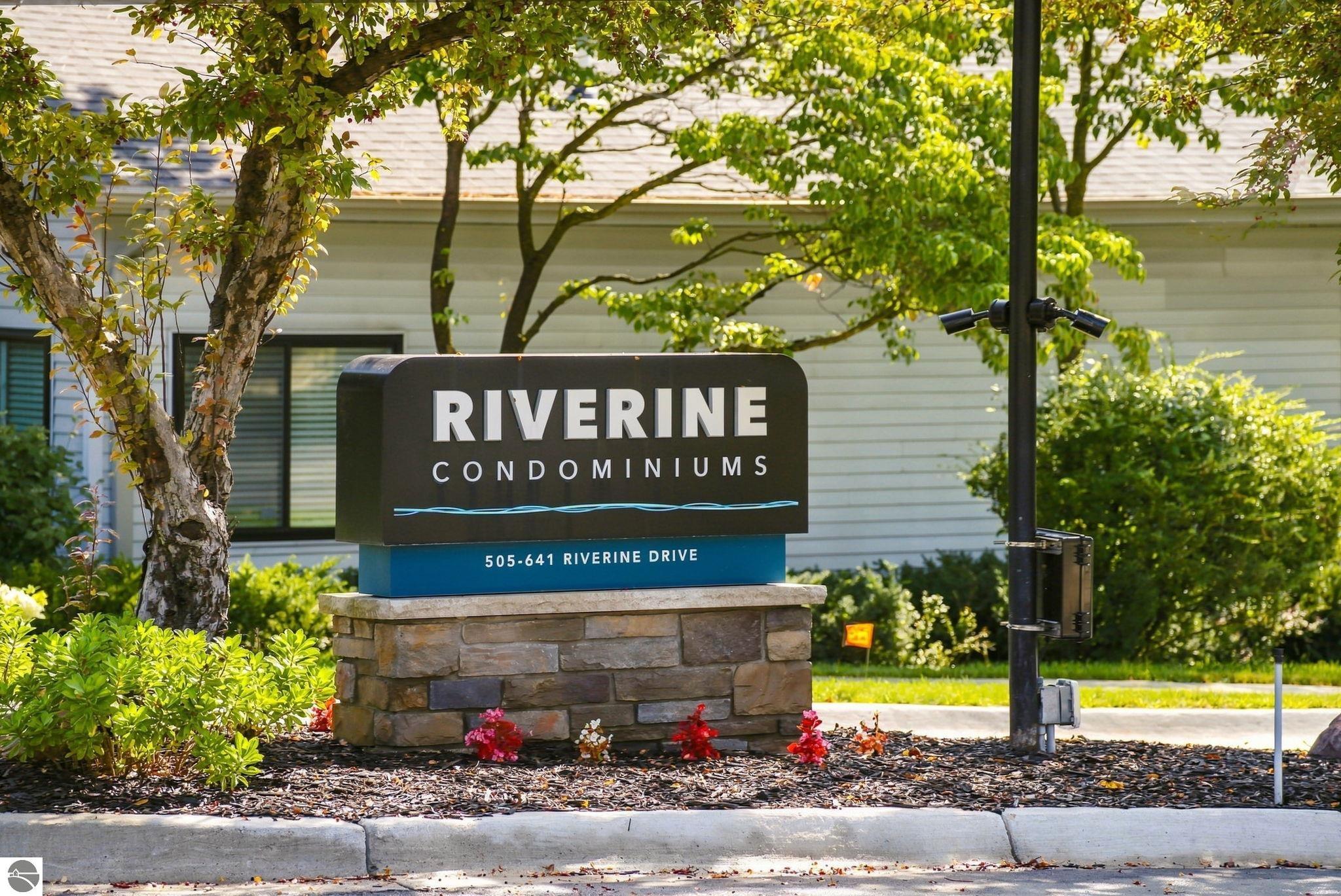 545 Riverine Drive # 304 Unit: #304