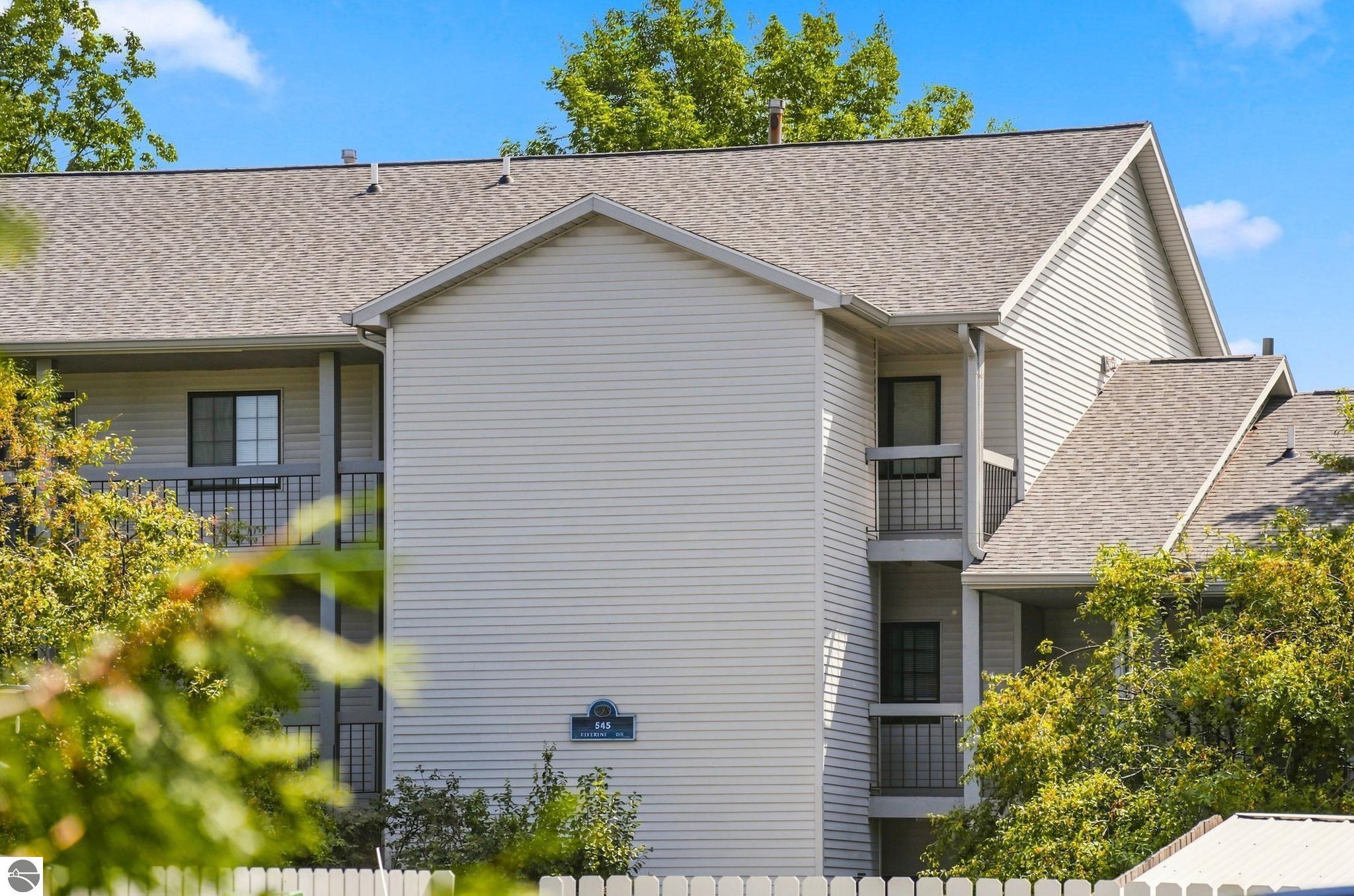 545 Riverine Drive # 304 Unit: #304
