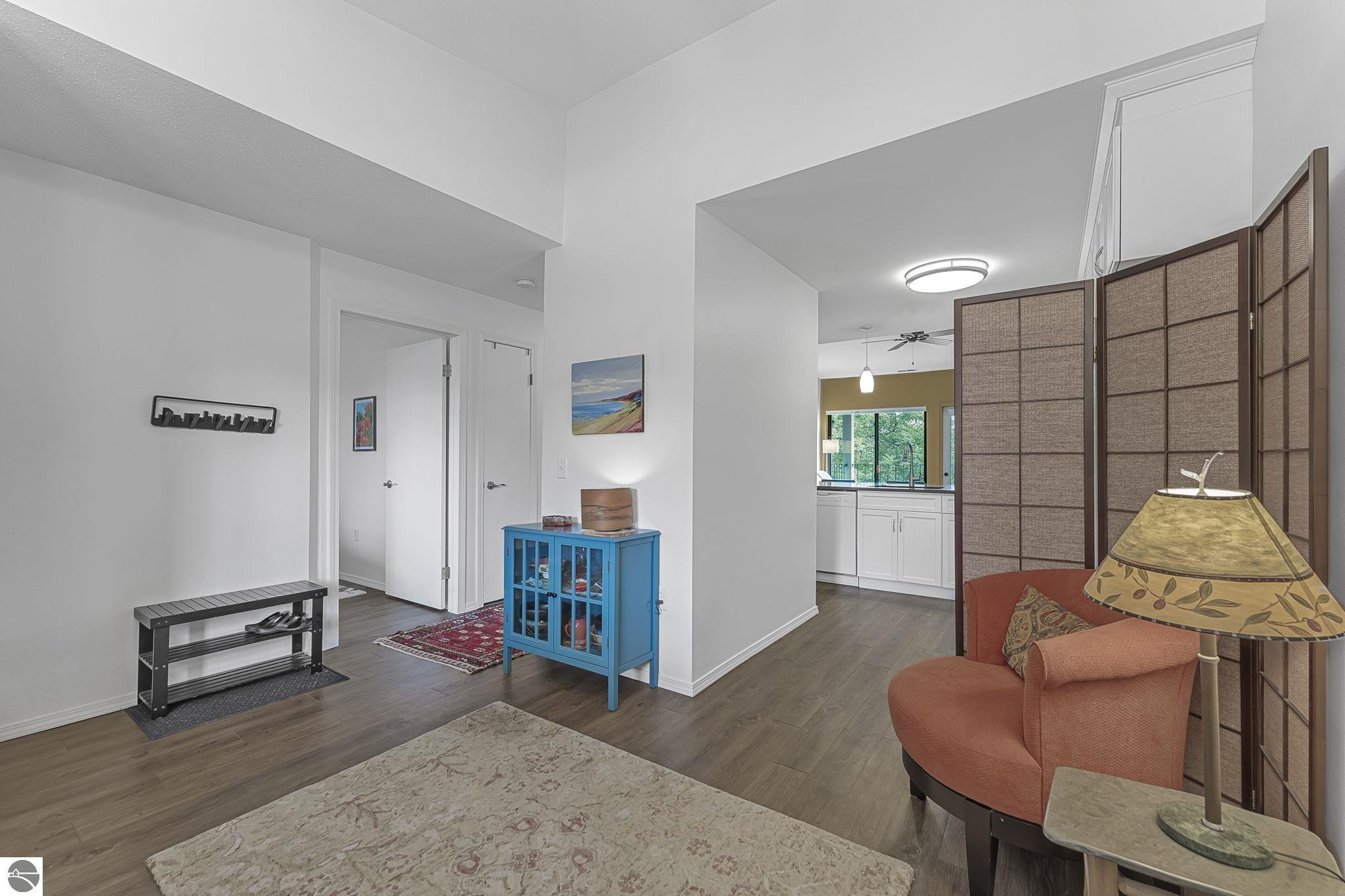 545 Riverine Drive # 304 Unit: #304